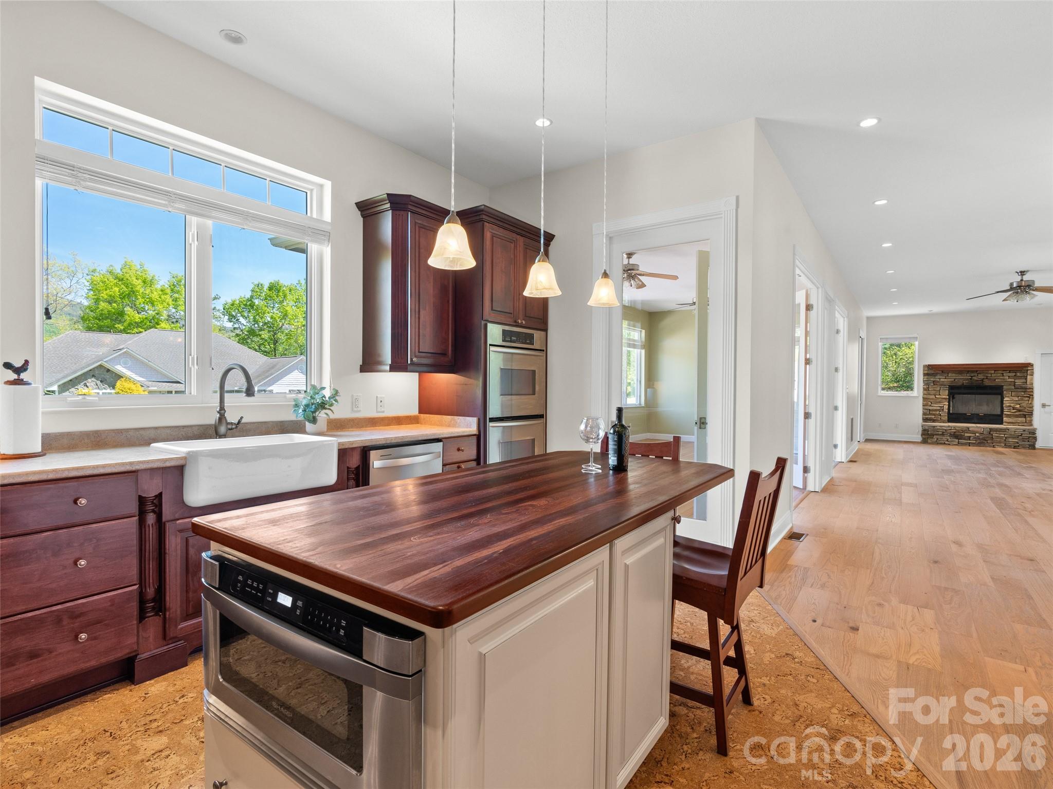 16 Chickadee Lane — Fairview