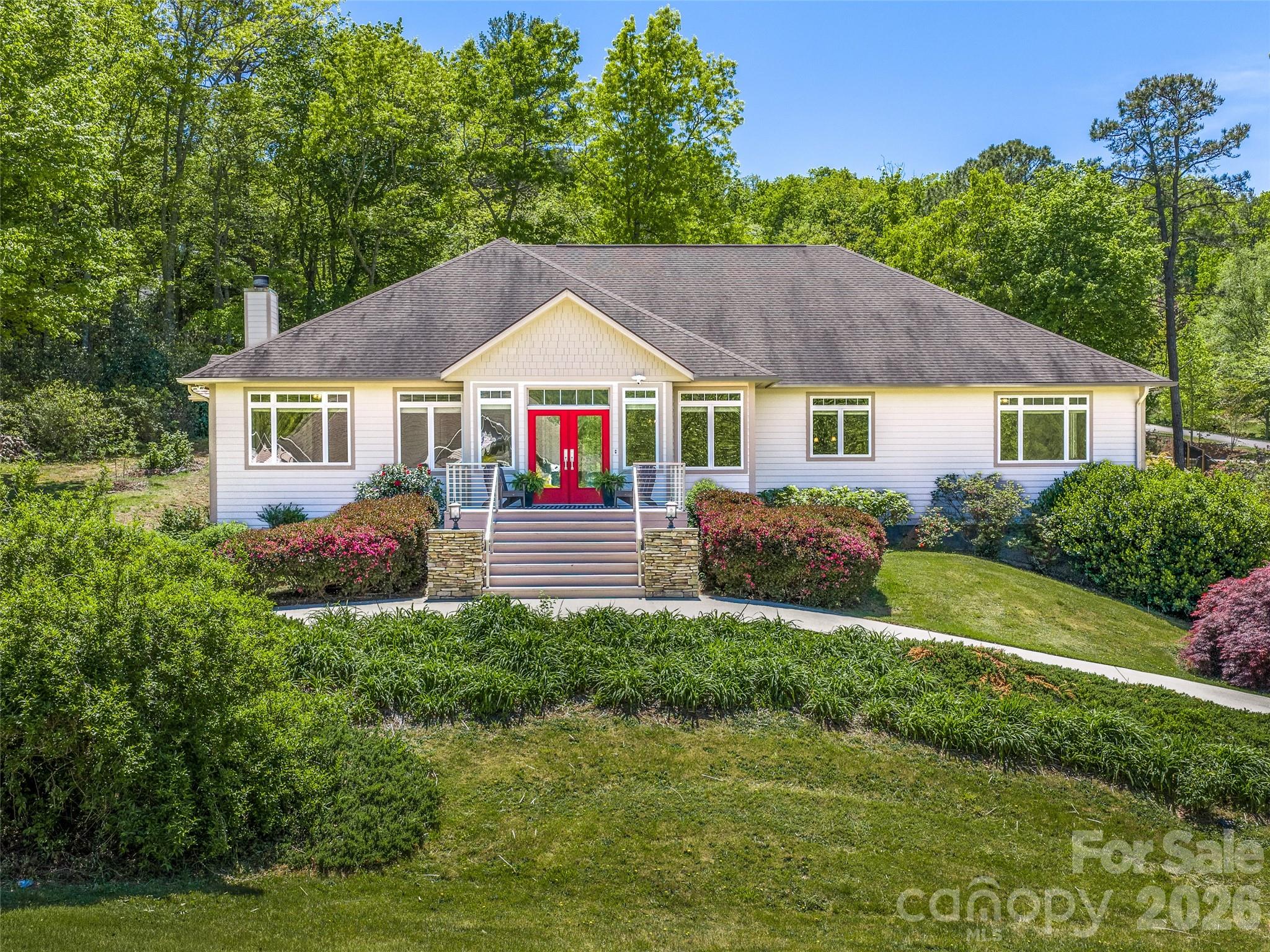 16 Chickadee Lane — Fairview