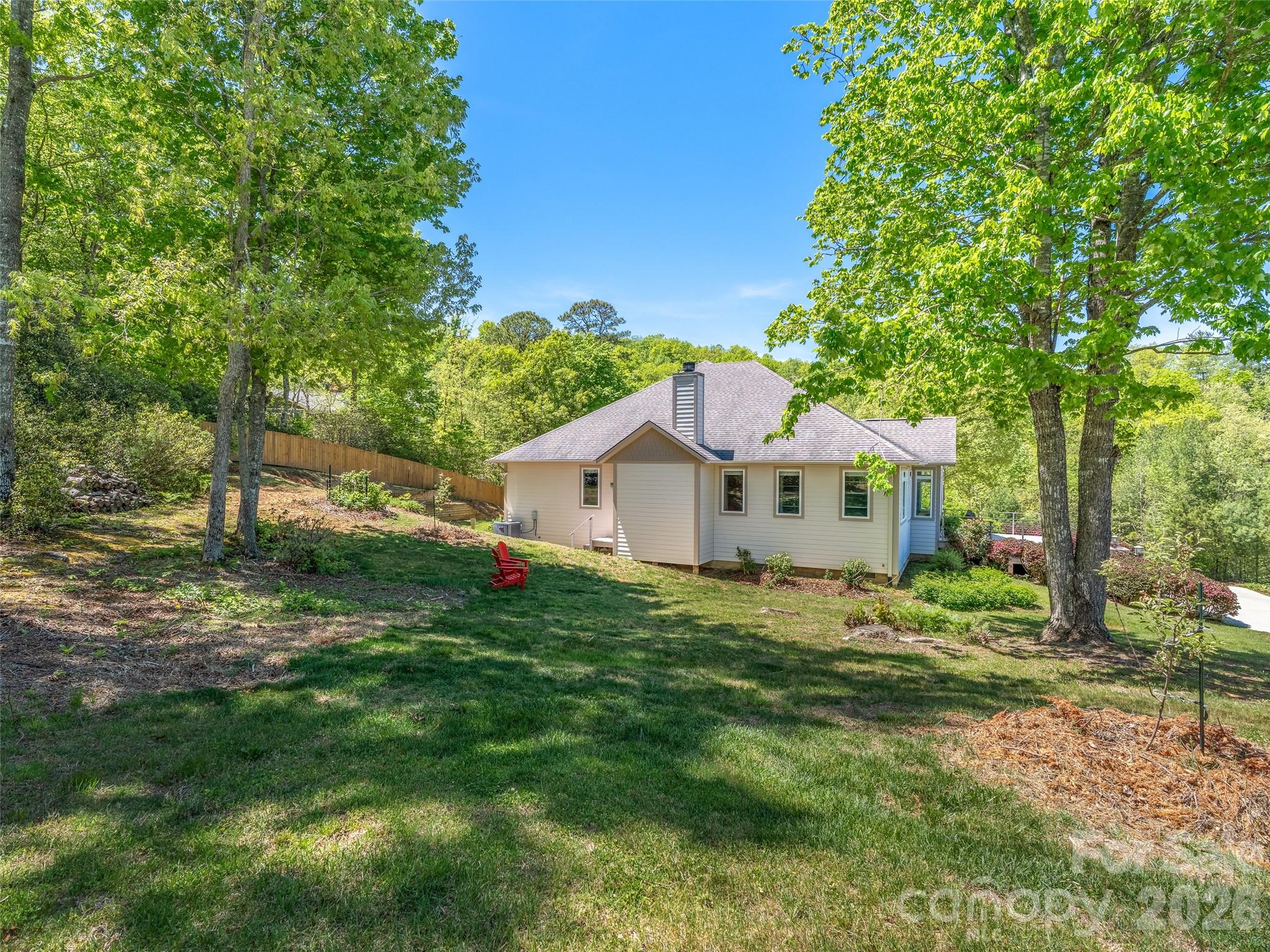16 Chickadee Lane — Fairview