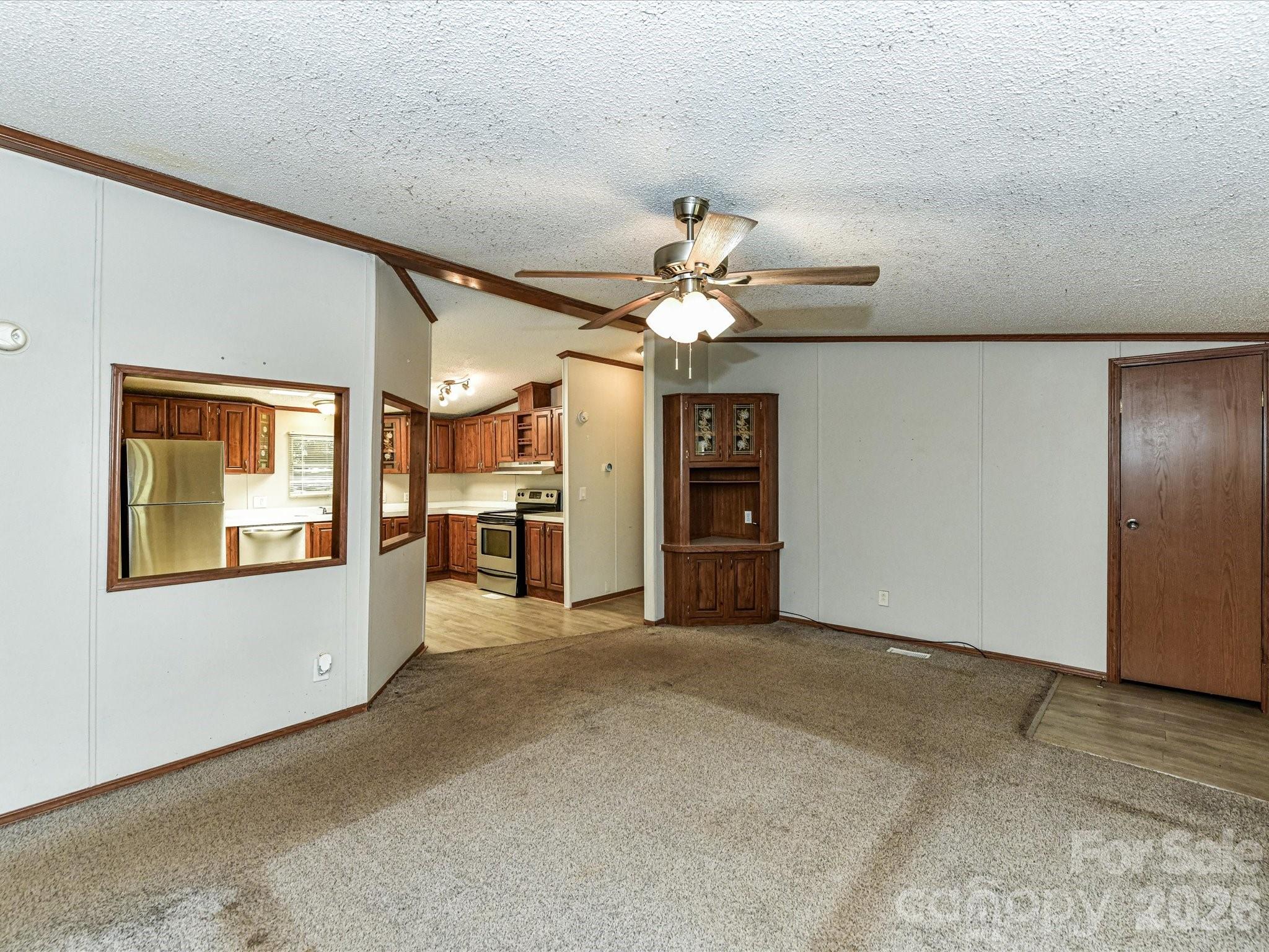 3690 Vickery Drive — Maiden