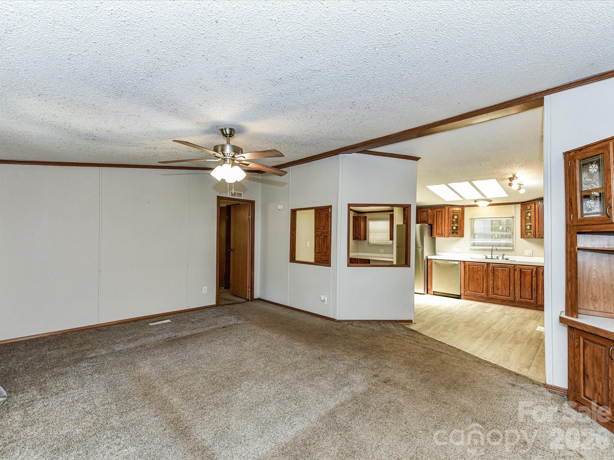 3690 Vickery Drive — Maiden