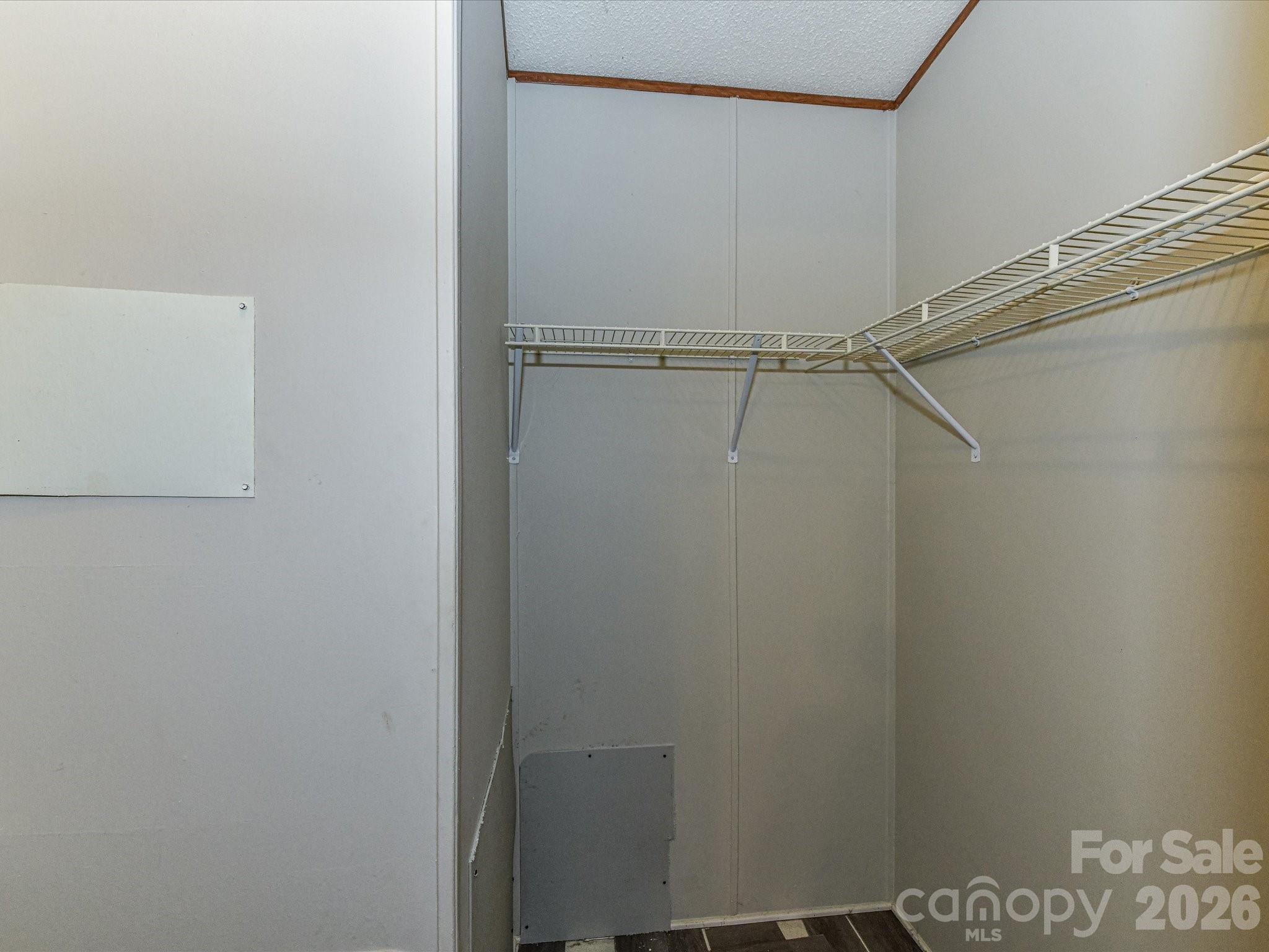 3690 Vickery Drive — Maiden