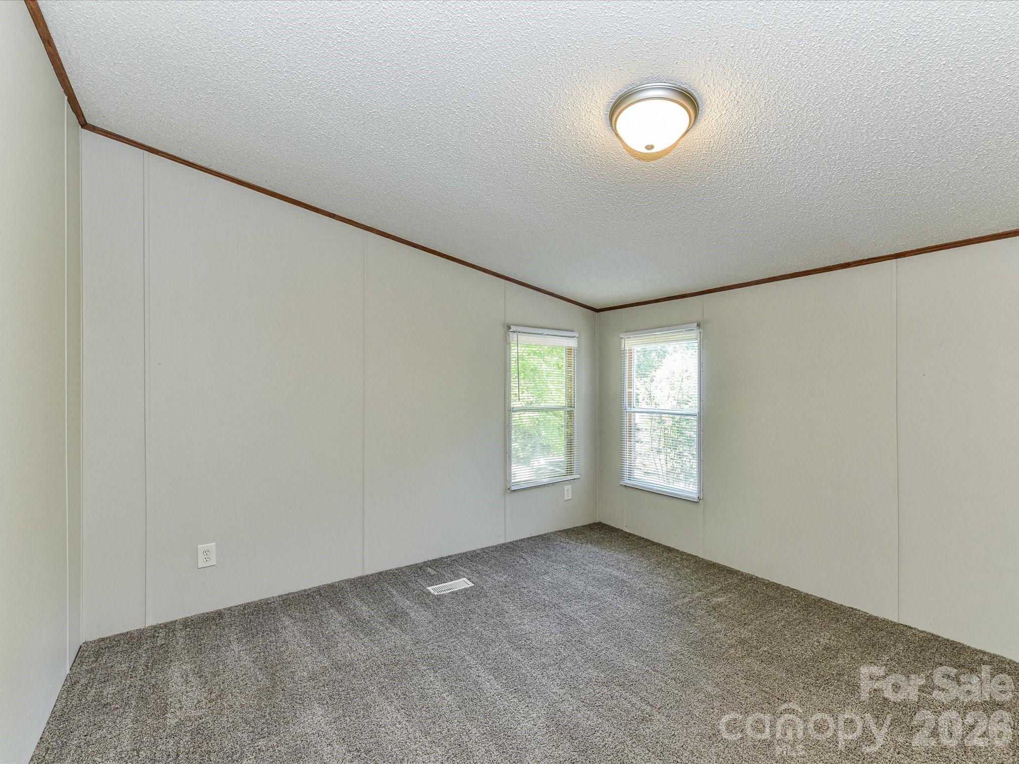 3690 Vickery Drive — Maiden
