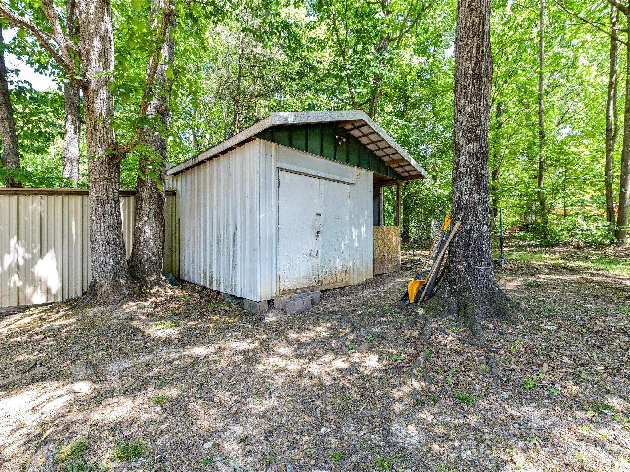 3690 Vickery Drive — Maiden