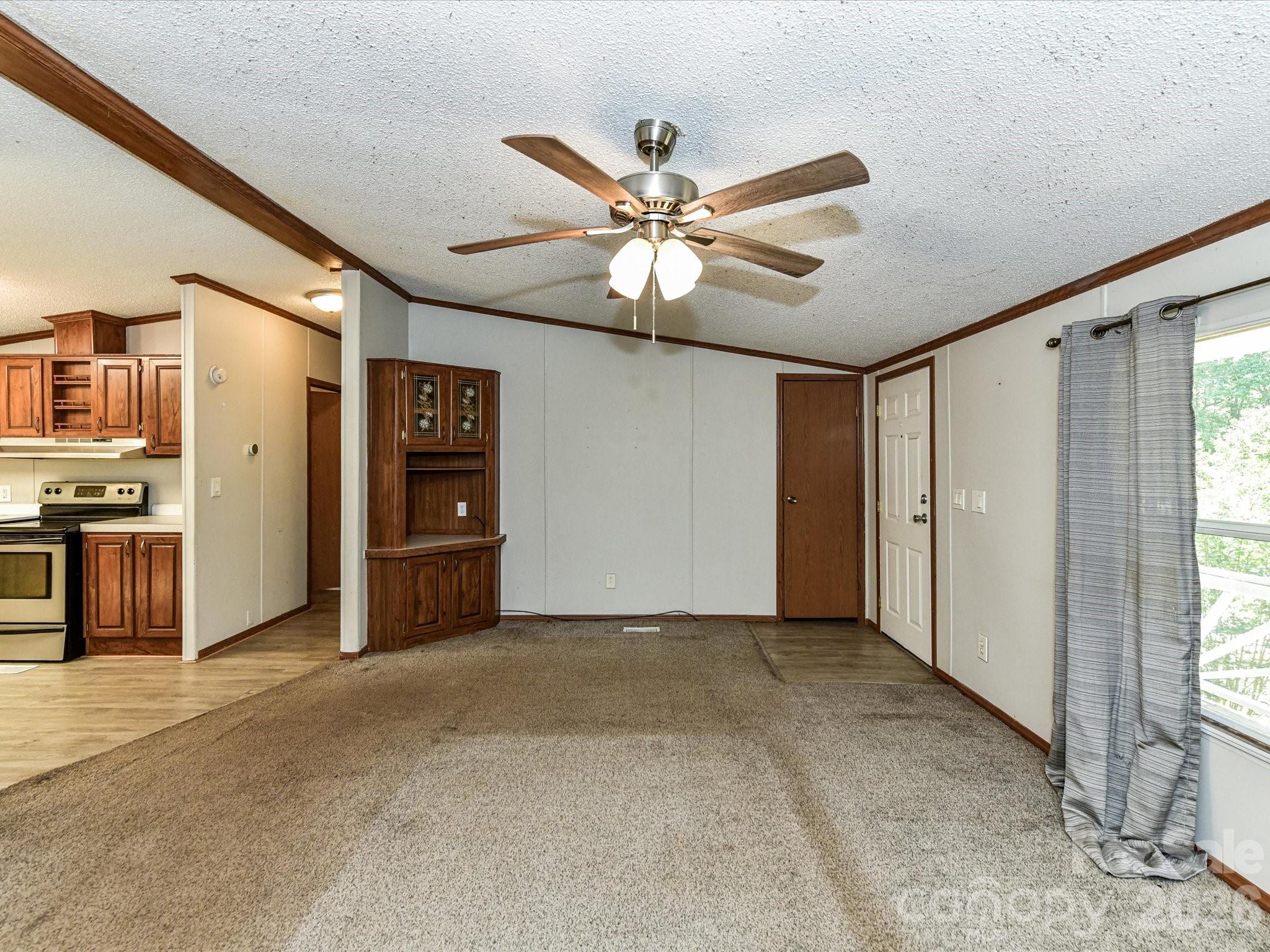 3690 Vickery Drive — Maiden