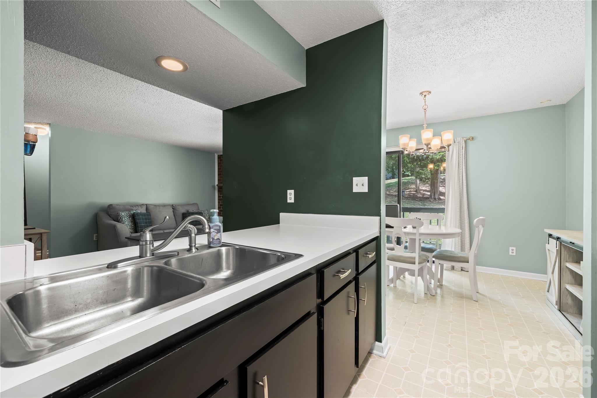 11066 Harrowfield Road — Charlotte