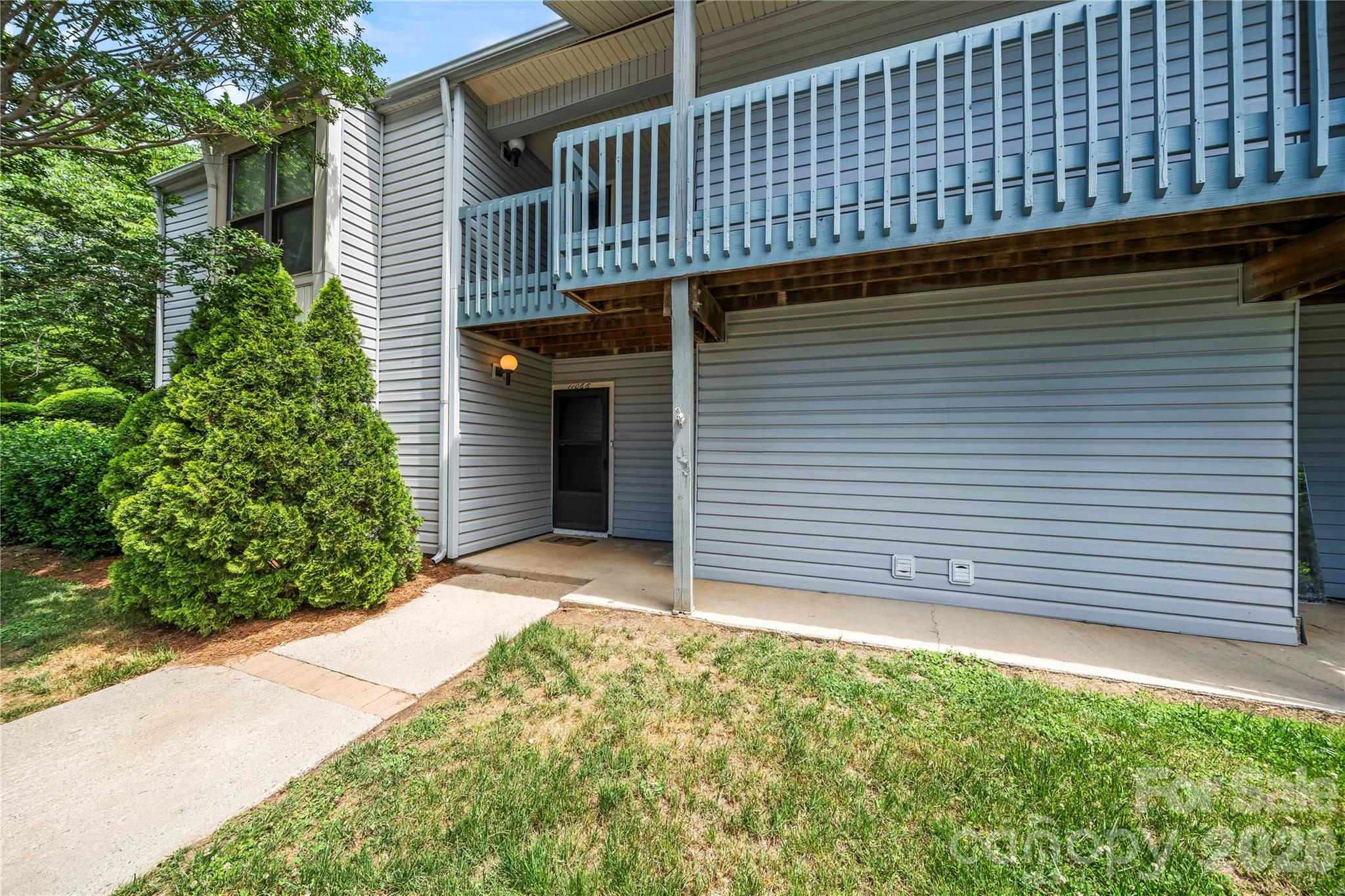 11066 Harrowfield Road — Charlotte