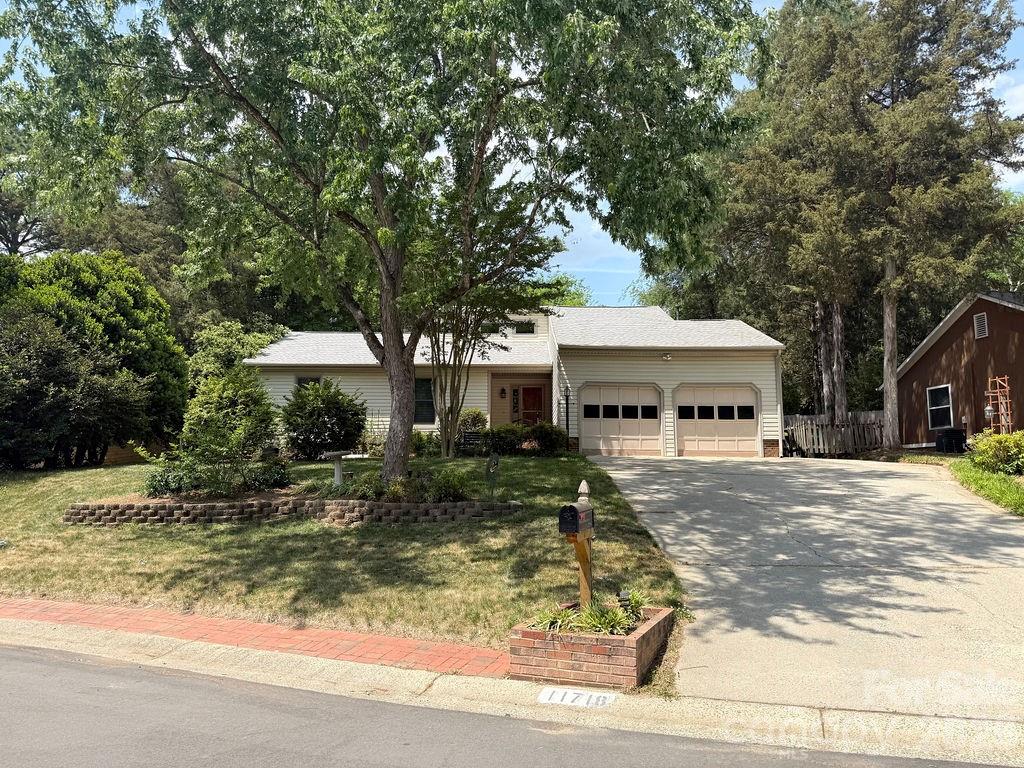 11718 Rimrock Canyon Drive — Charlotte