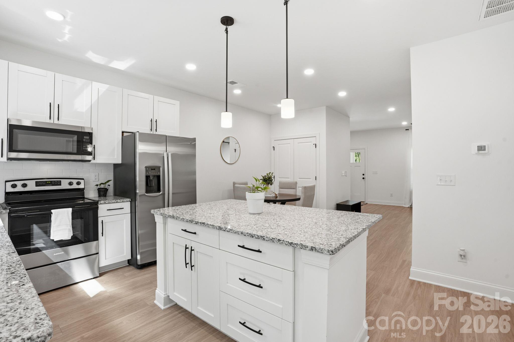 403 Sunset Drive — Bessemer City