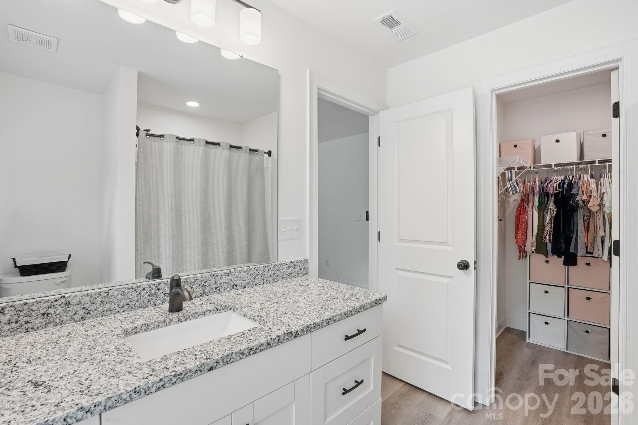 403 Sunset Drive — Bessemer City