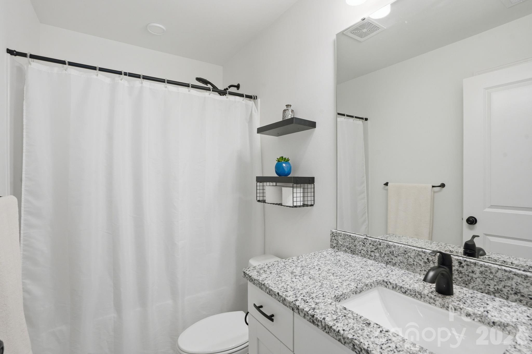 403 Sunset Drive — Bessemer City