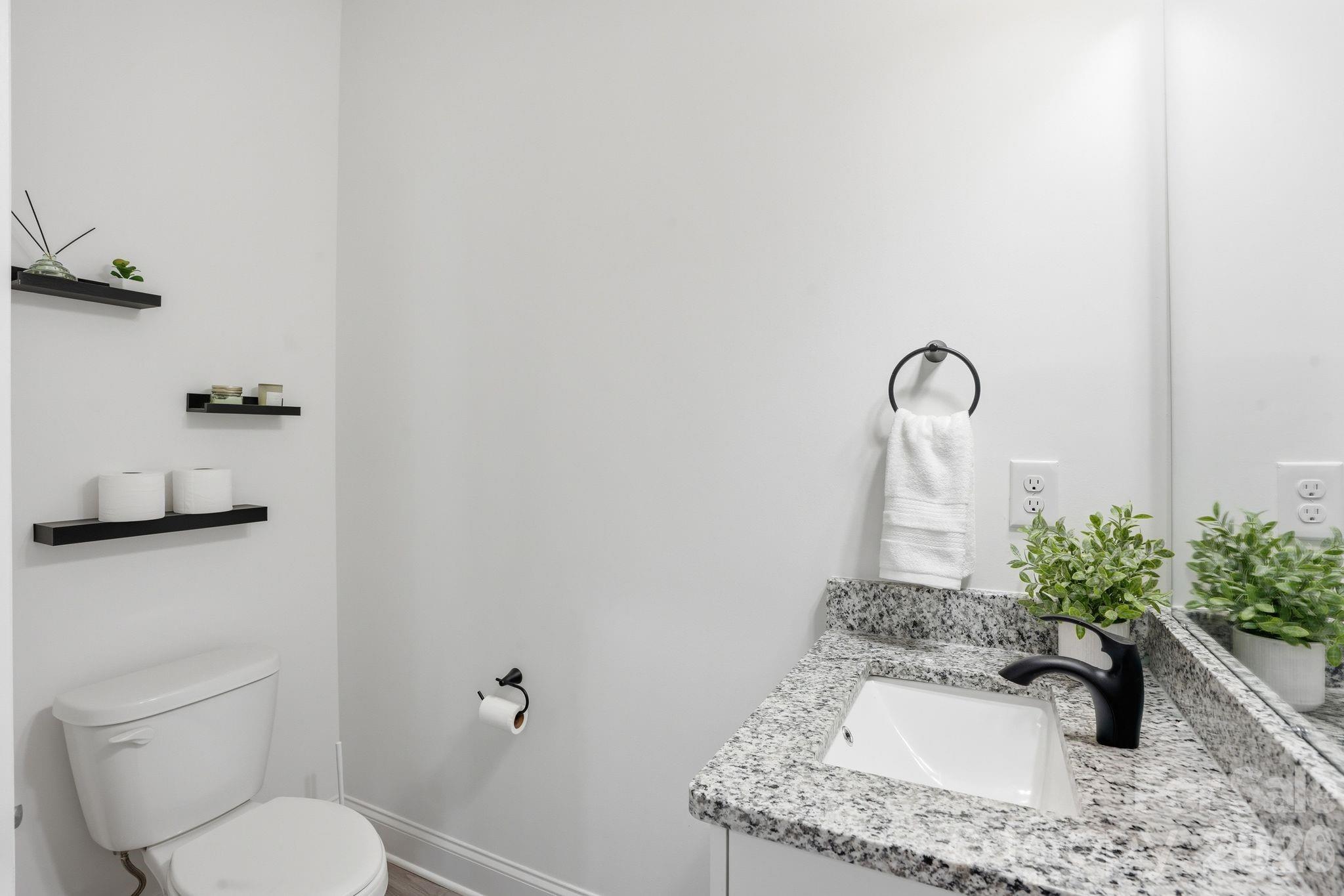 403 Sunset Drive — Bessemer City