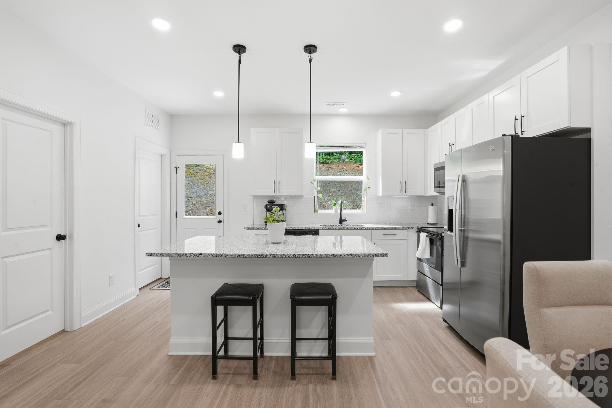 403 Sunset Drive — Bessemer City