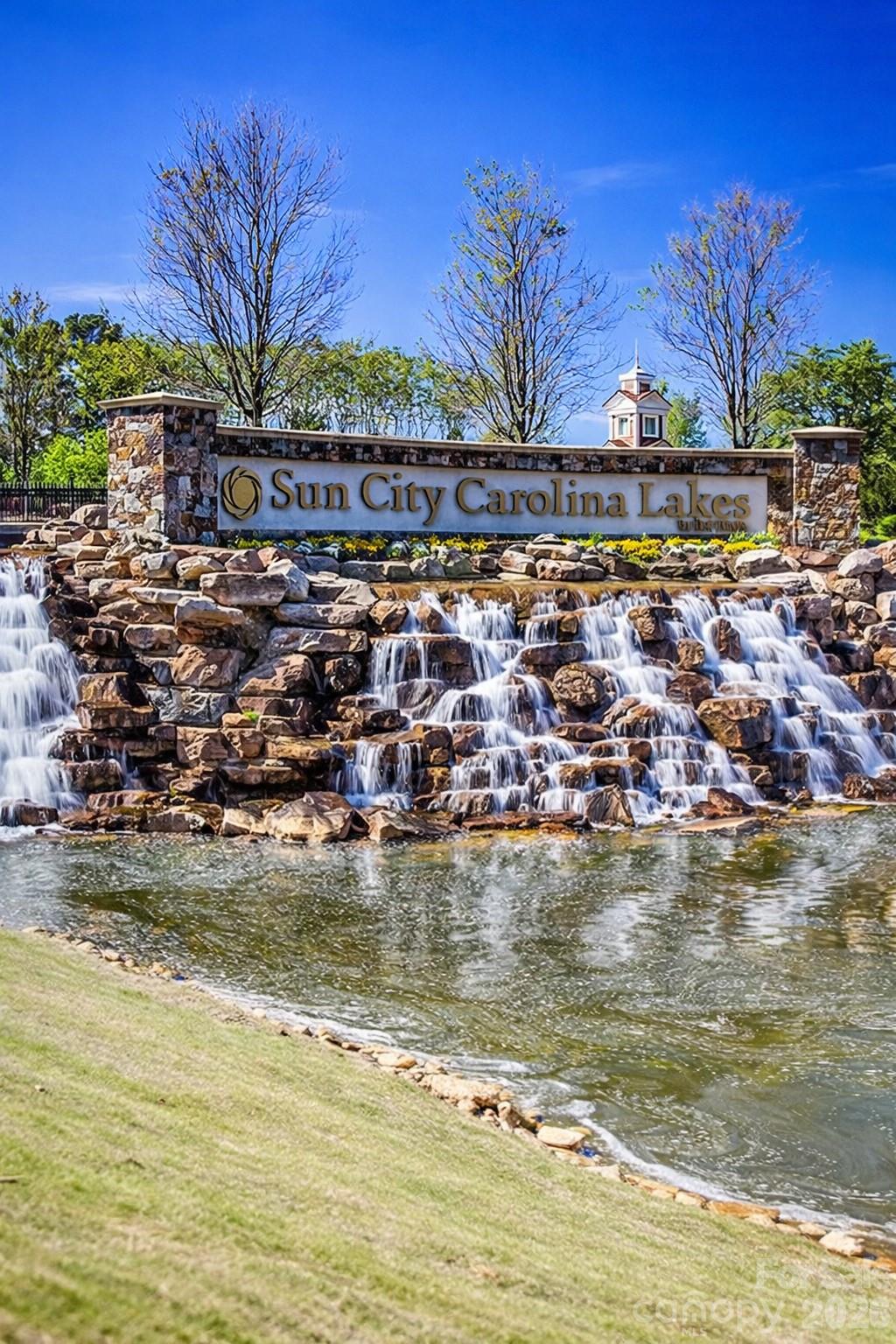 23119 kingfisher Drive — Fort Mill