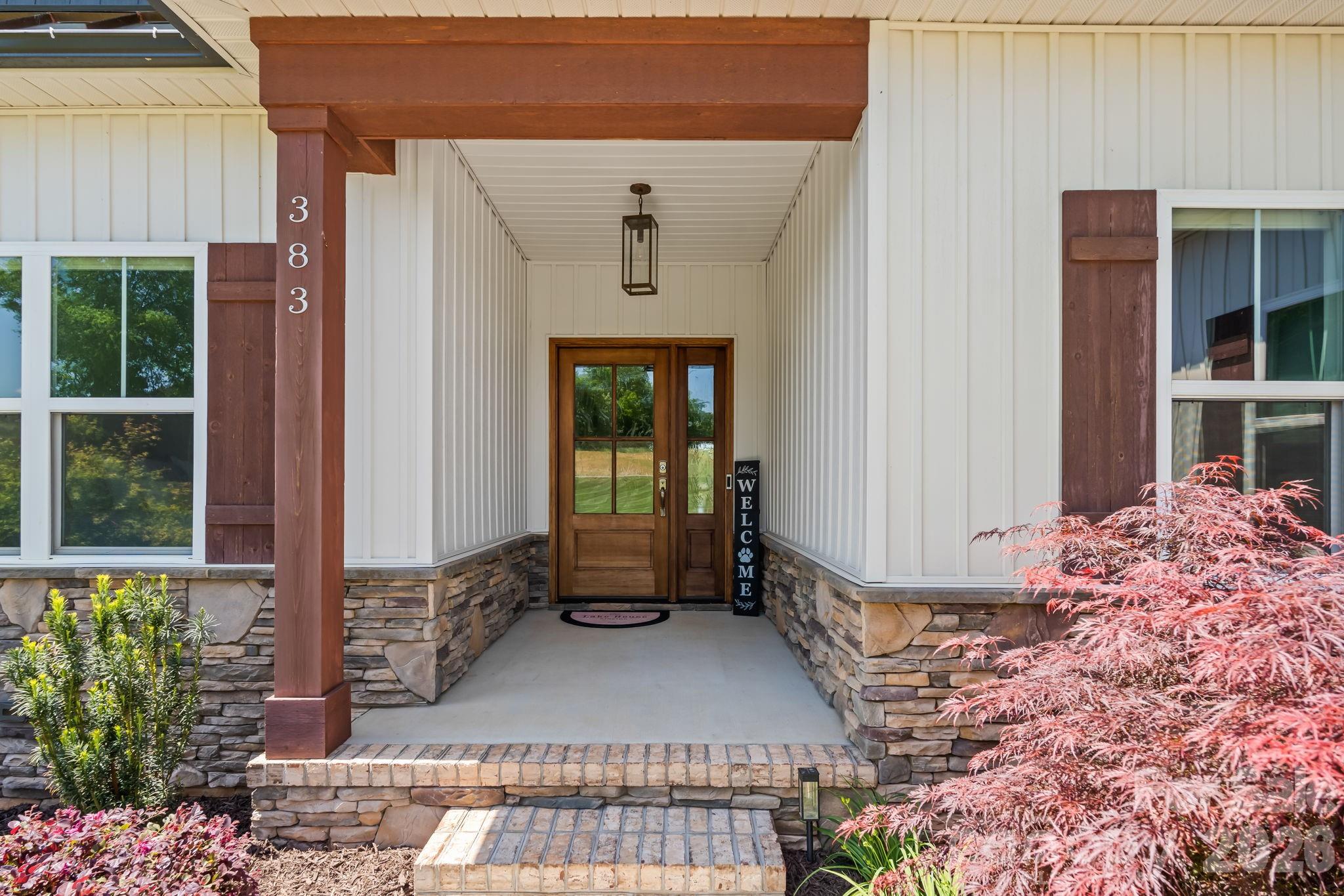 383 Rolling Road — Lexington