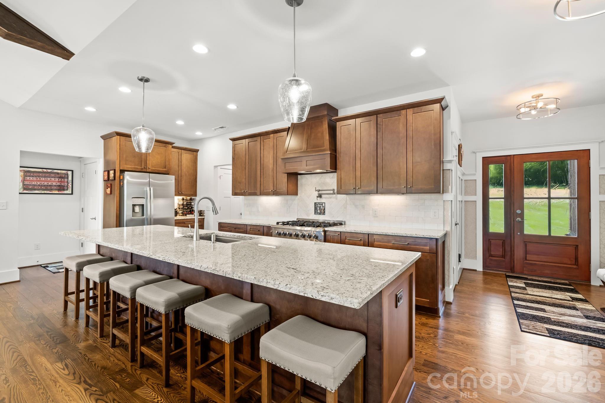 383 Rolling Road — Lexington