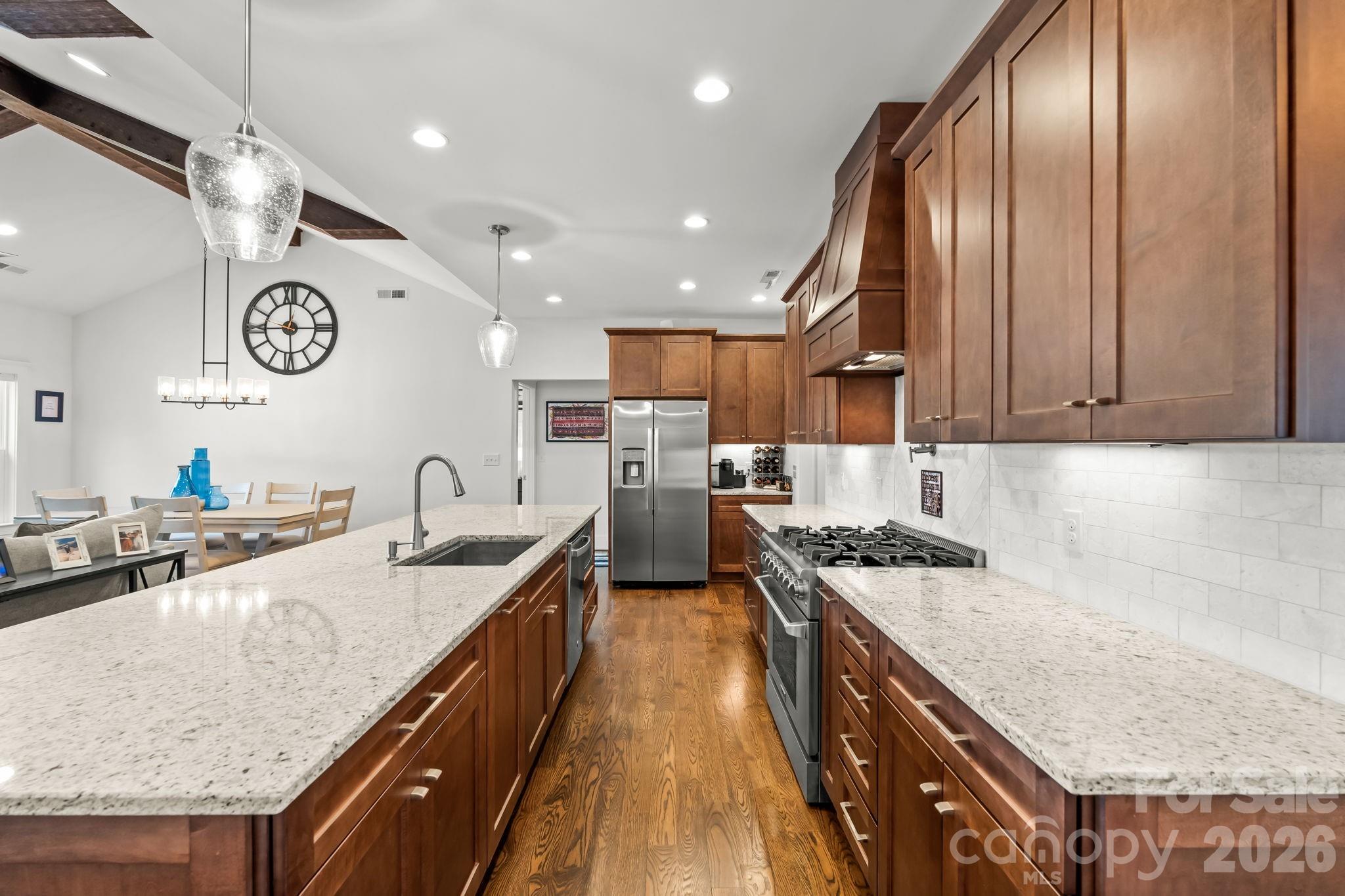 383 Rolling Road — Lexington