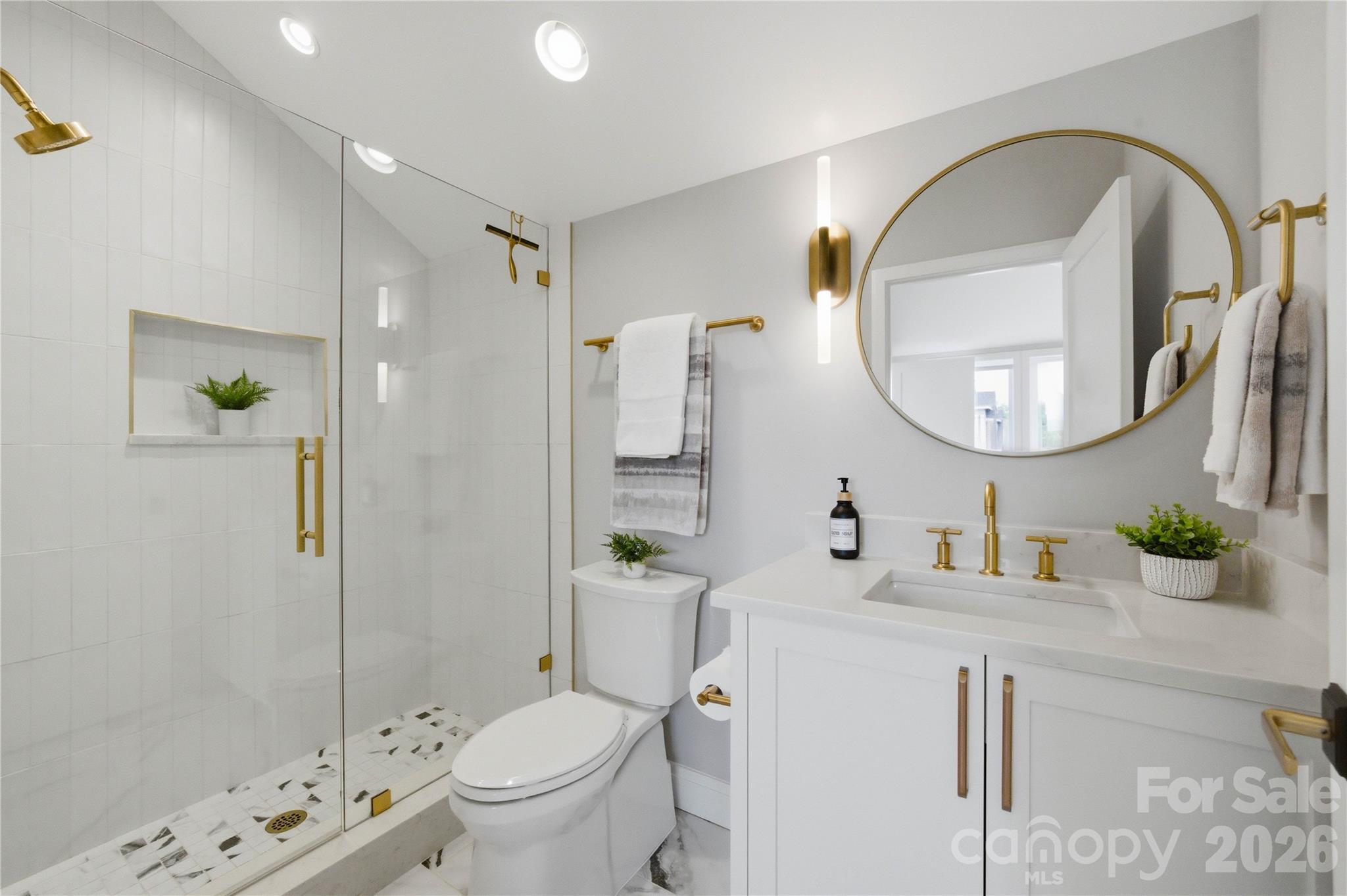 3060 Selwyn Avenue — Charlotte