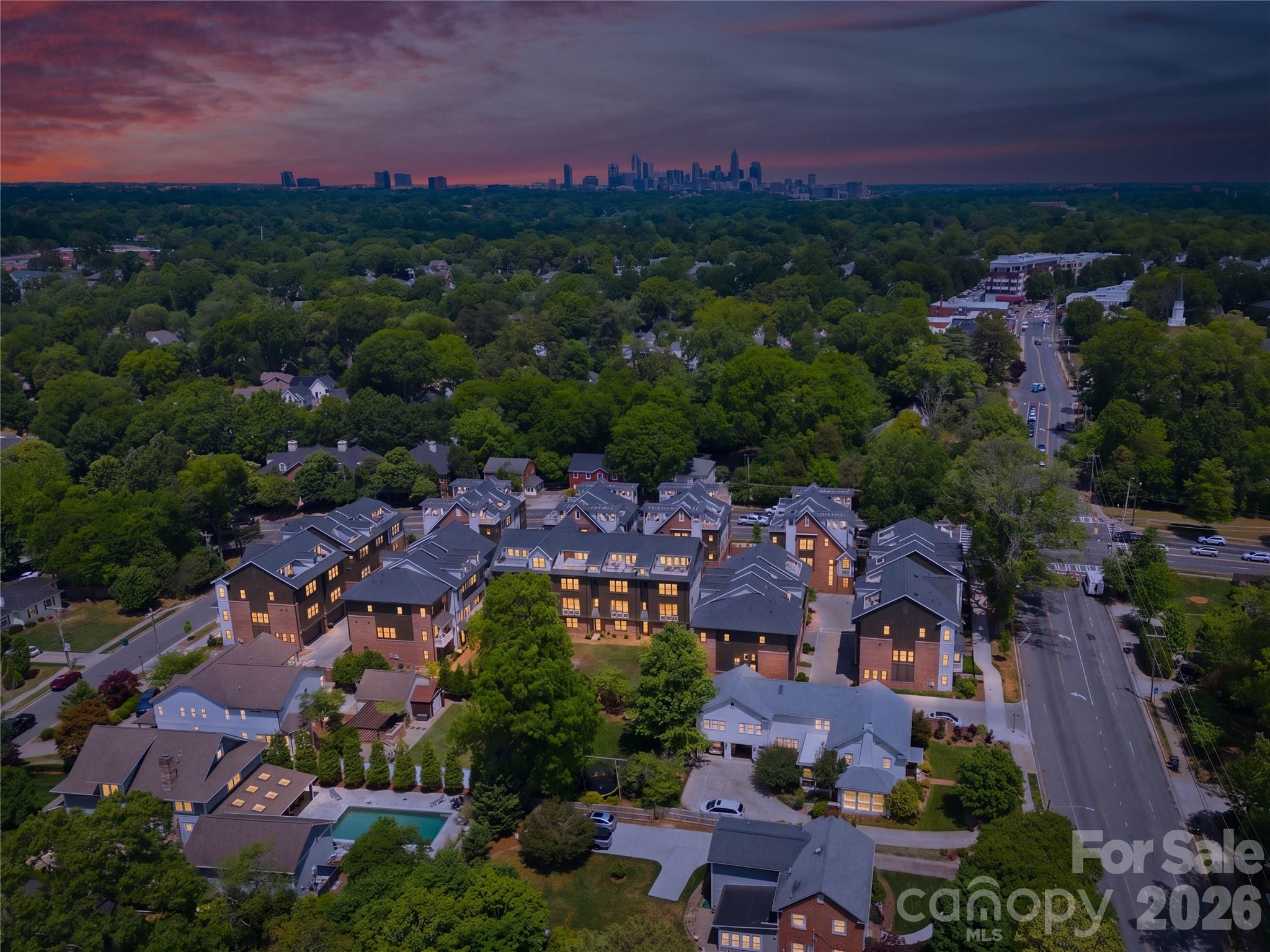 3060 Selwyn Avenue — Charlotte