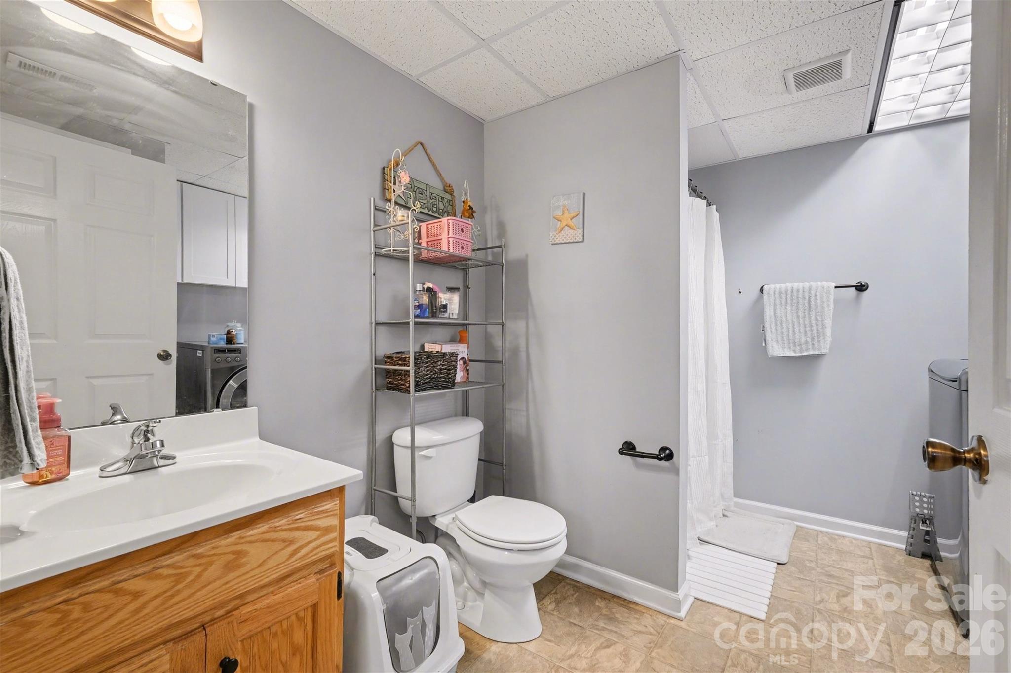 2056 Redberry Lane — Conover
