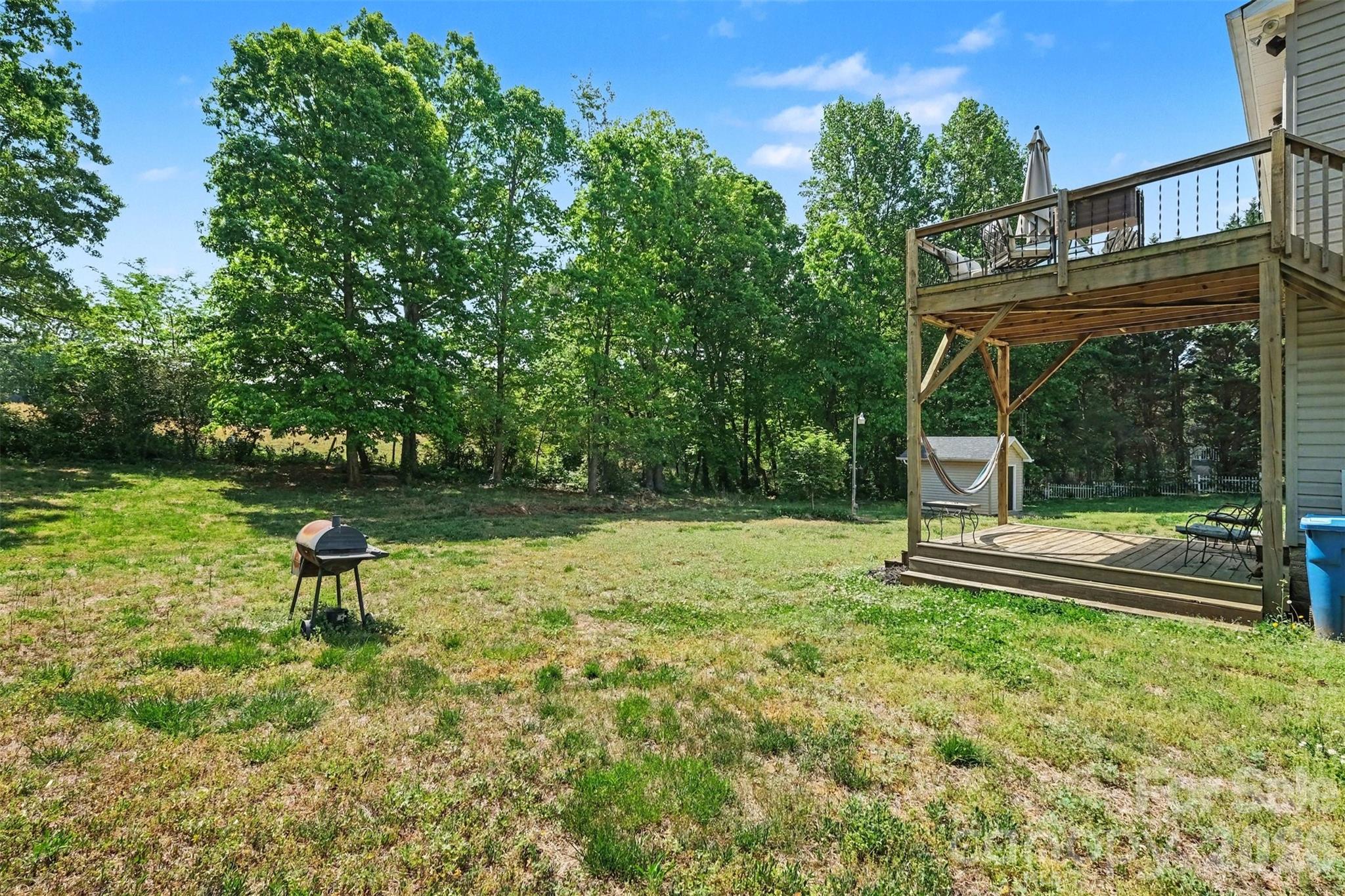 2056 Redberry Lane — Conover