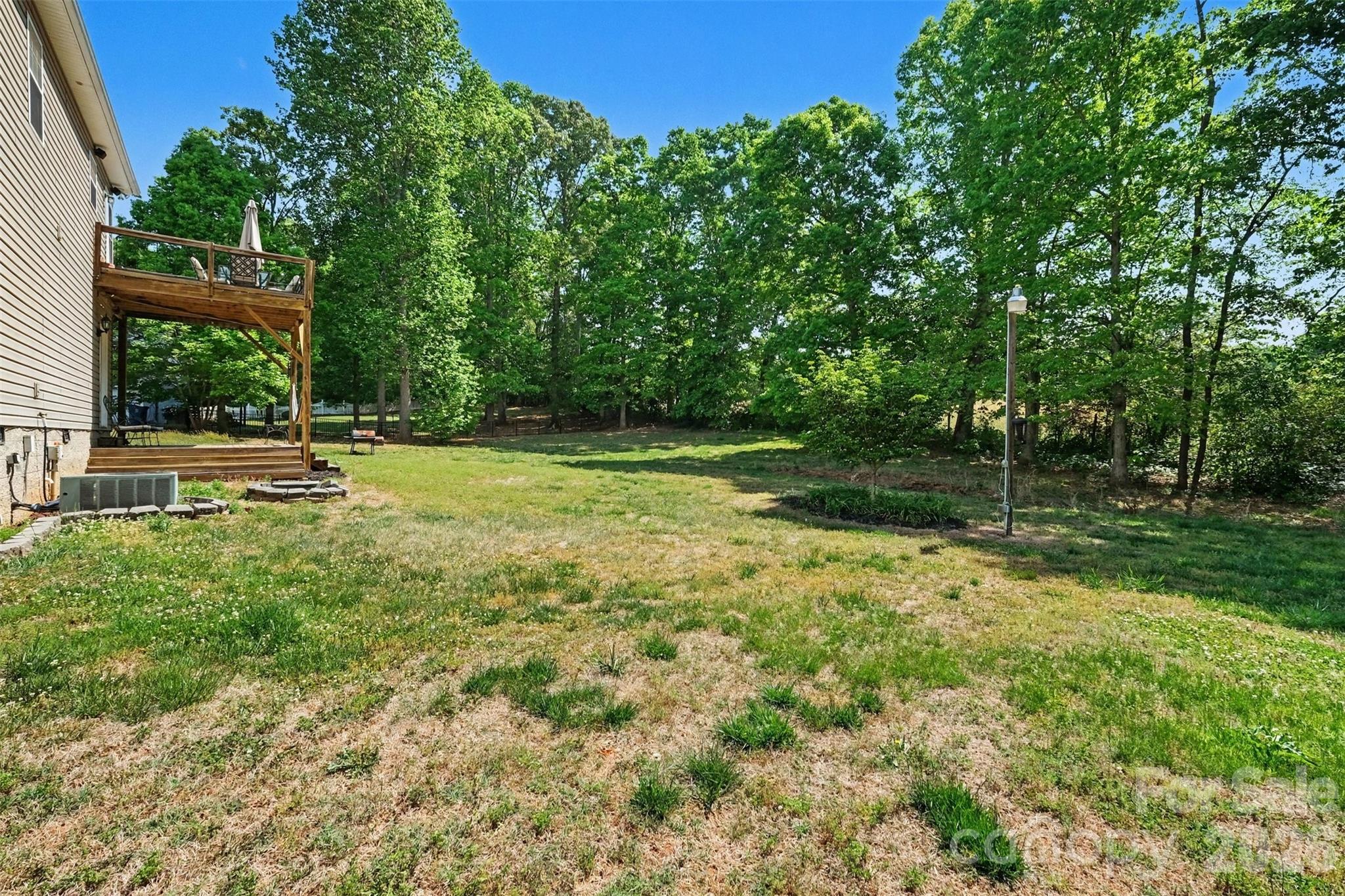2056 Redberry Lane — Conover