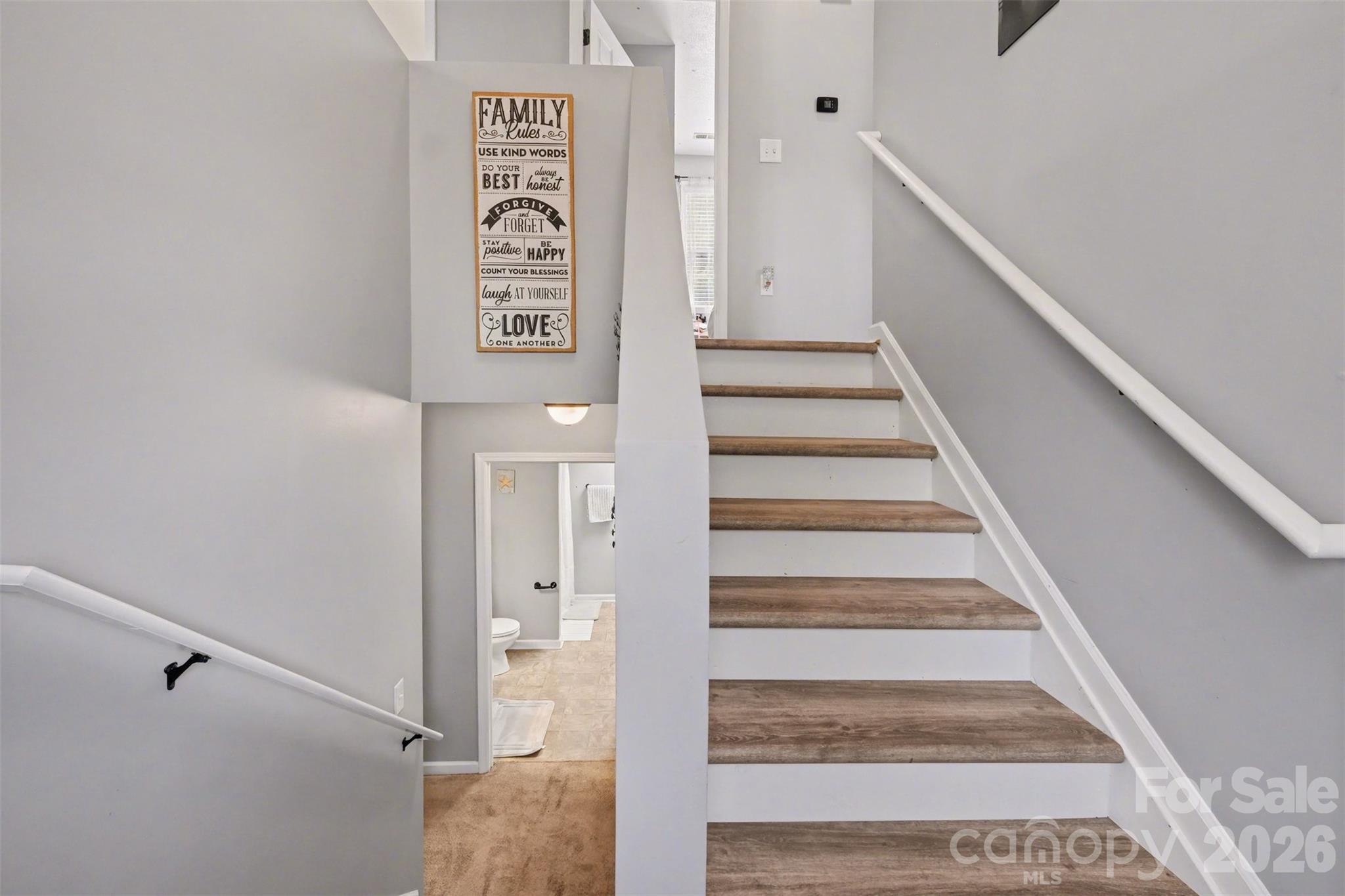 2056 Redberry Lane — Conover