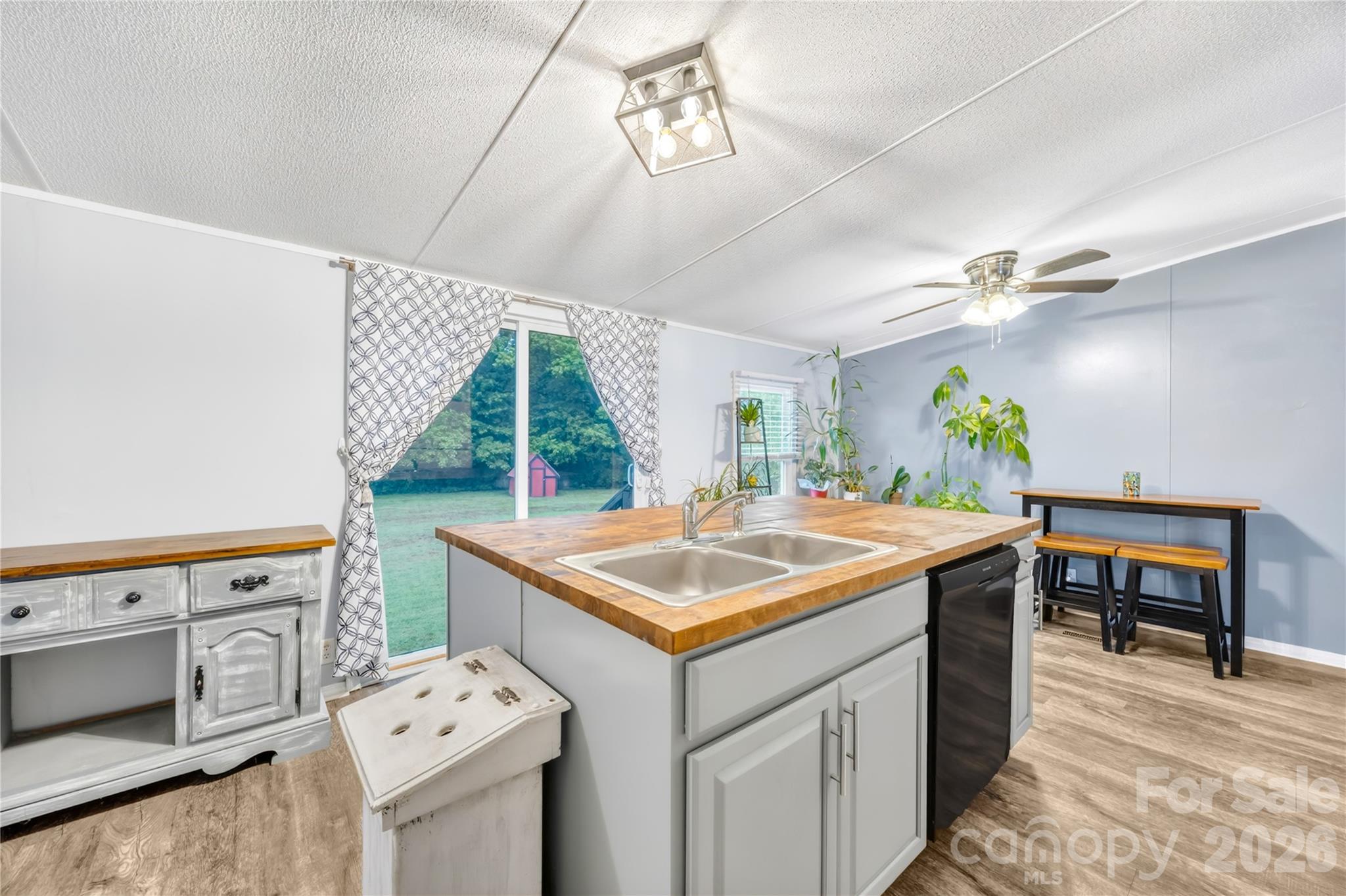 139 Gayle Drive — Troutman