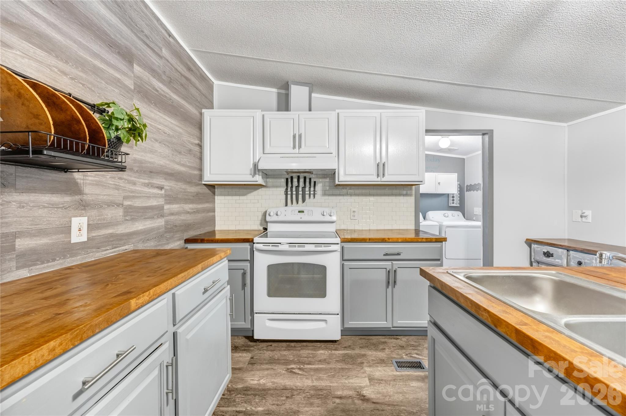 139 Gayle Drive — Troutman