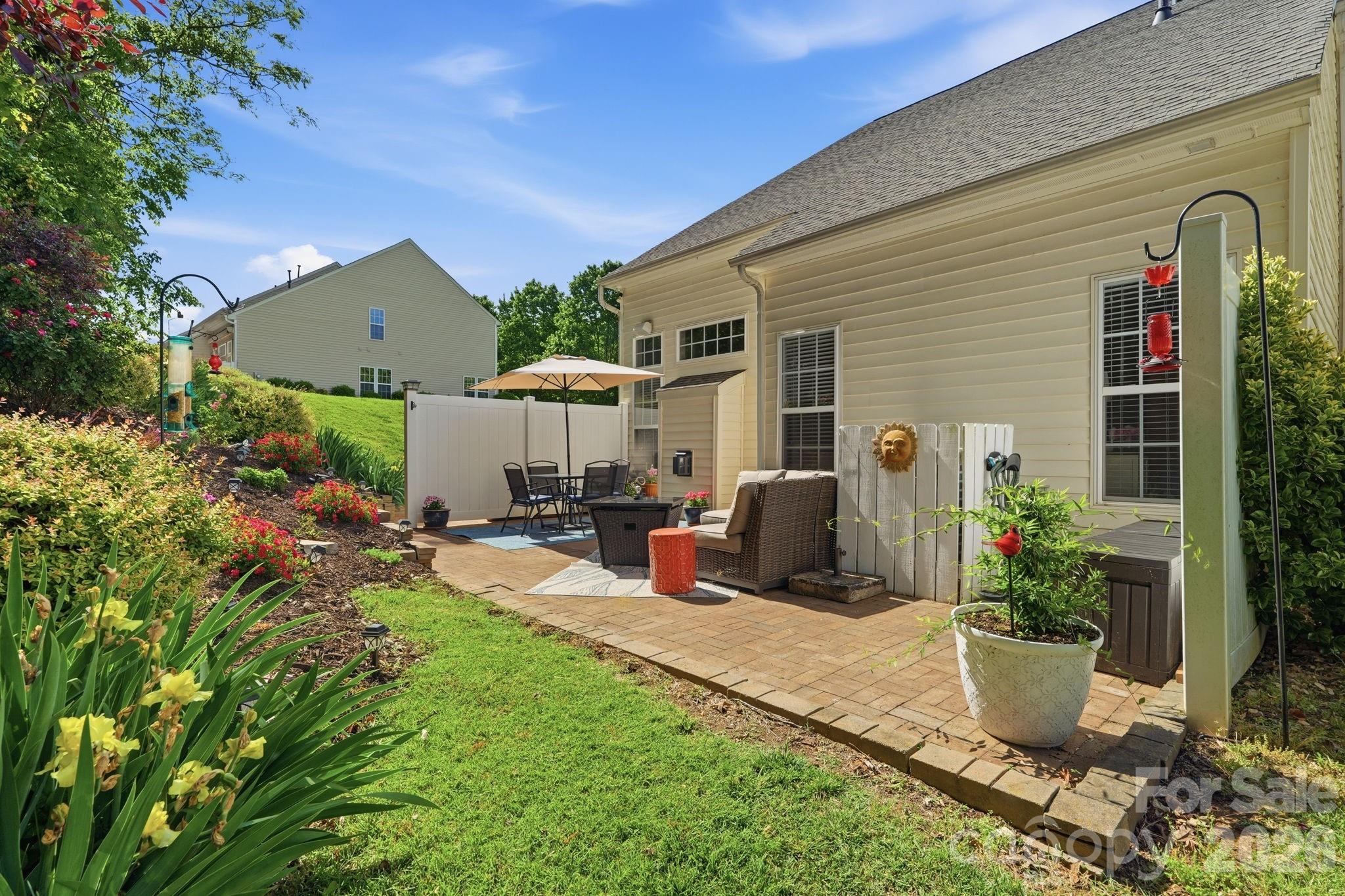 168 N Arcadian Way — Mooresville