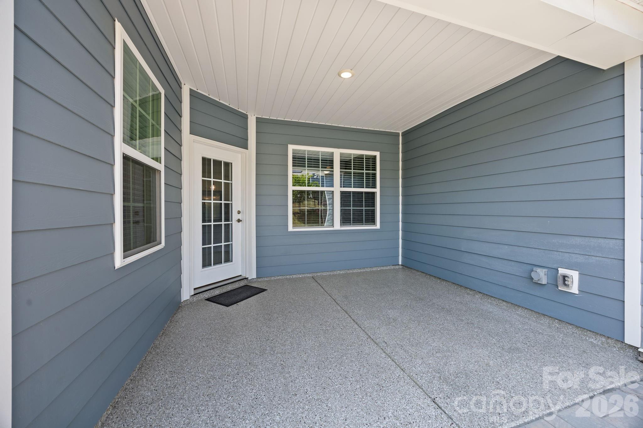 3061 Rosseau Lane — Mount Holly