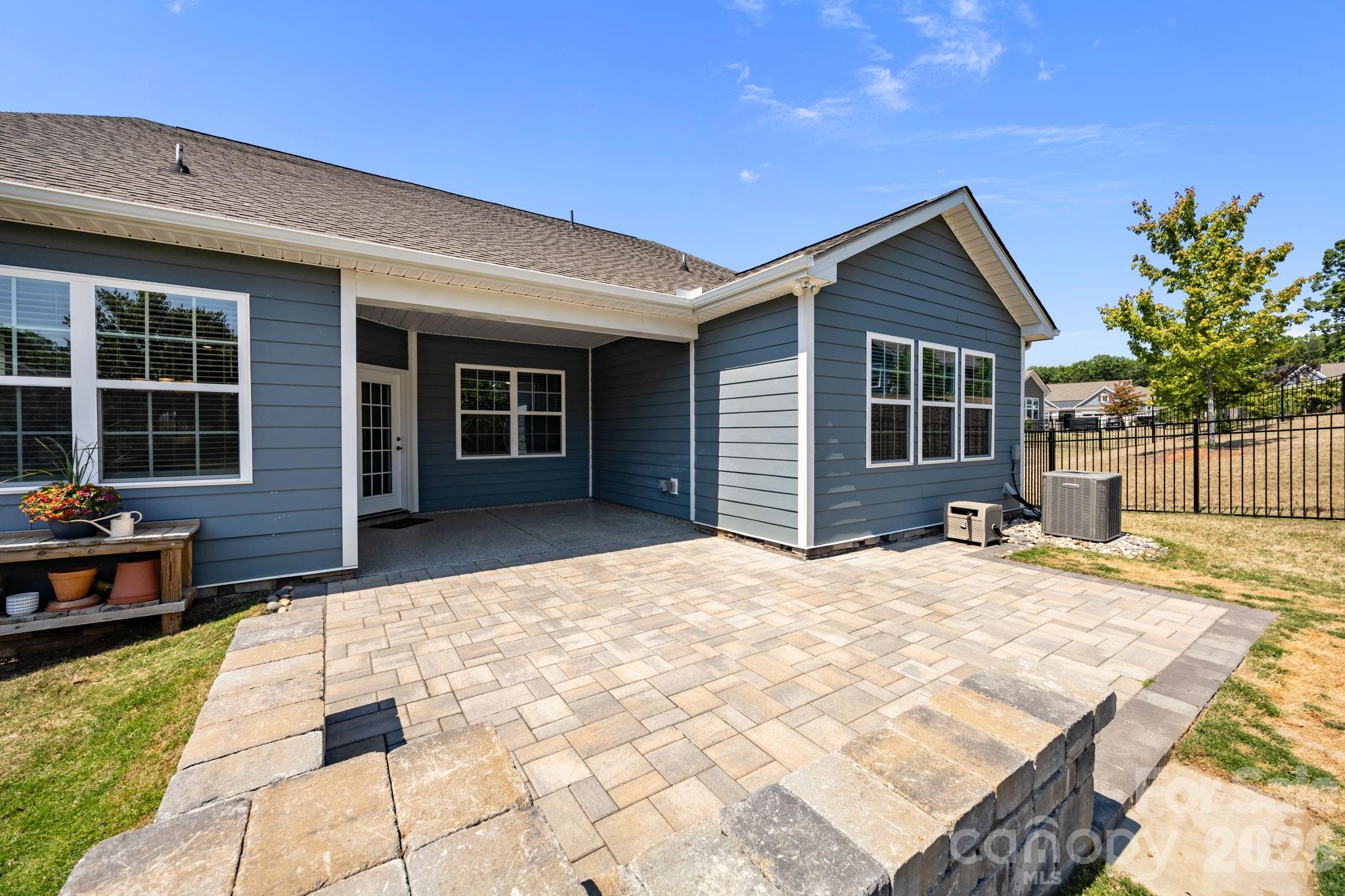 3061 Rosseau Lane — Mount Holly