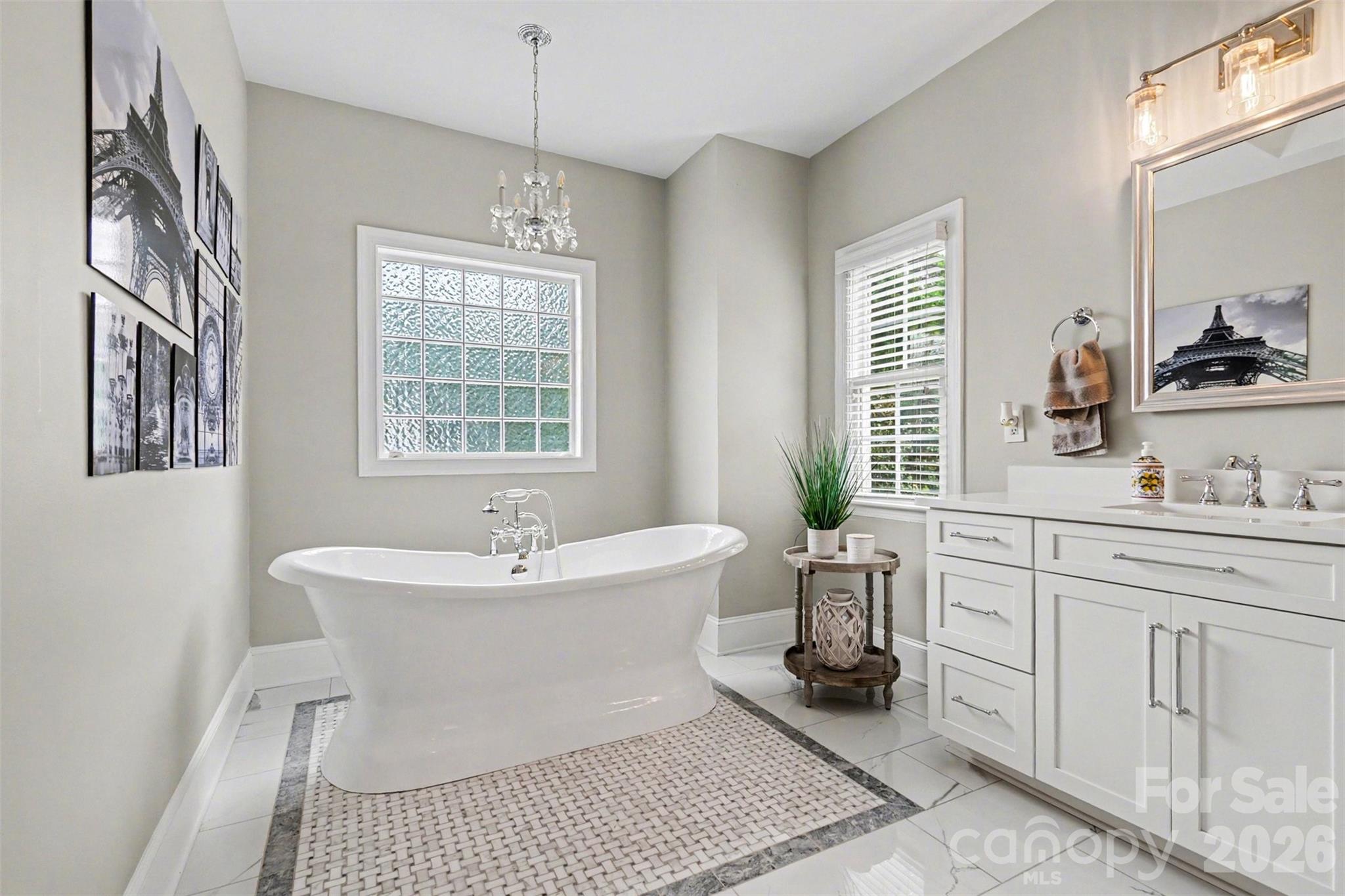 1022 Lake Forest Drive — Weddington