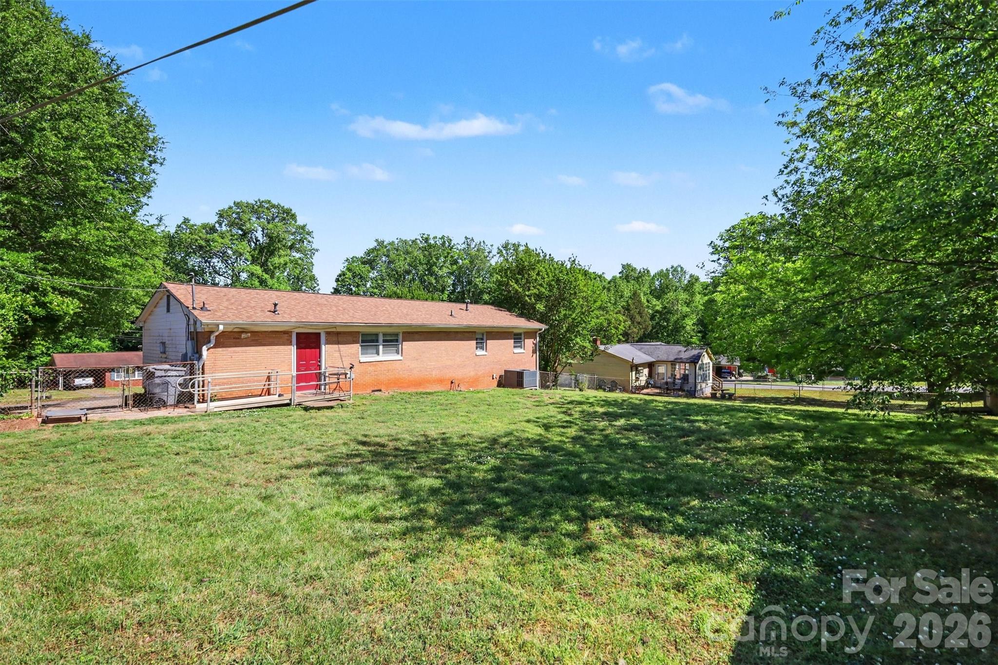 1907 Alpine Lane — Gastonia