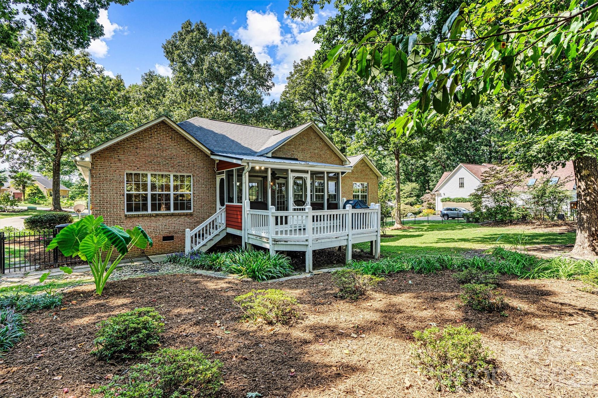 7538 Golf Course Drive S — Denver