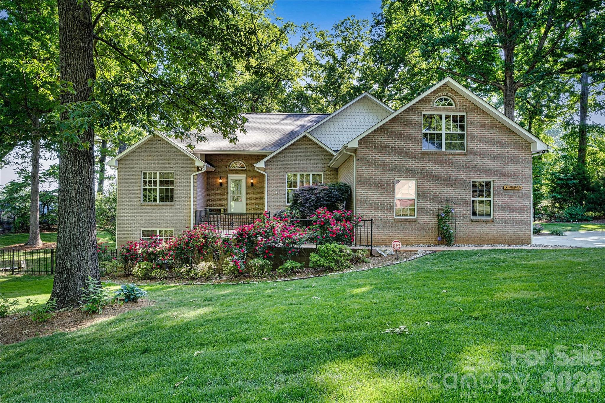 7538 Golf Course Drive S — Denver