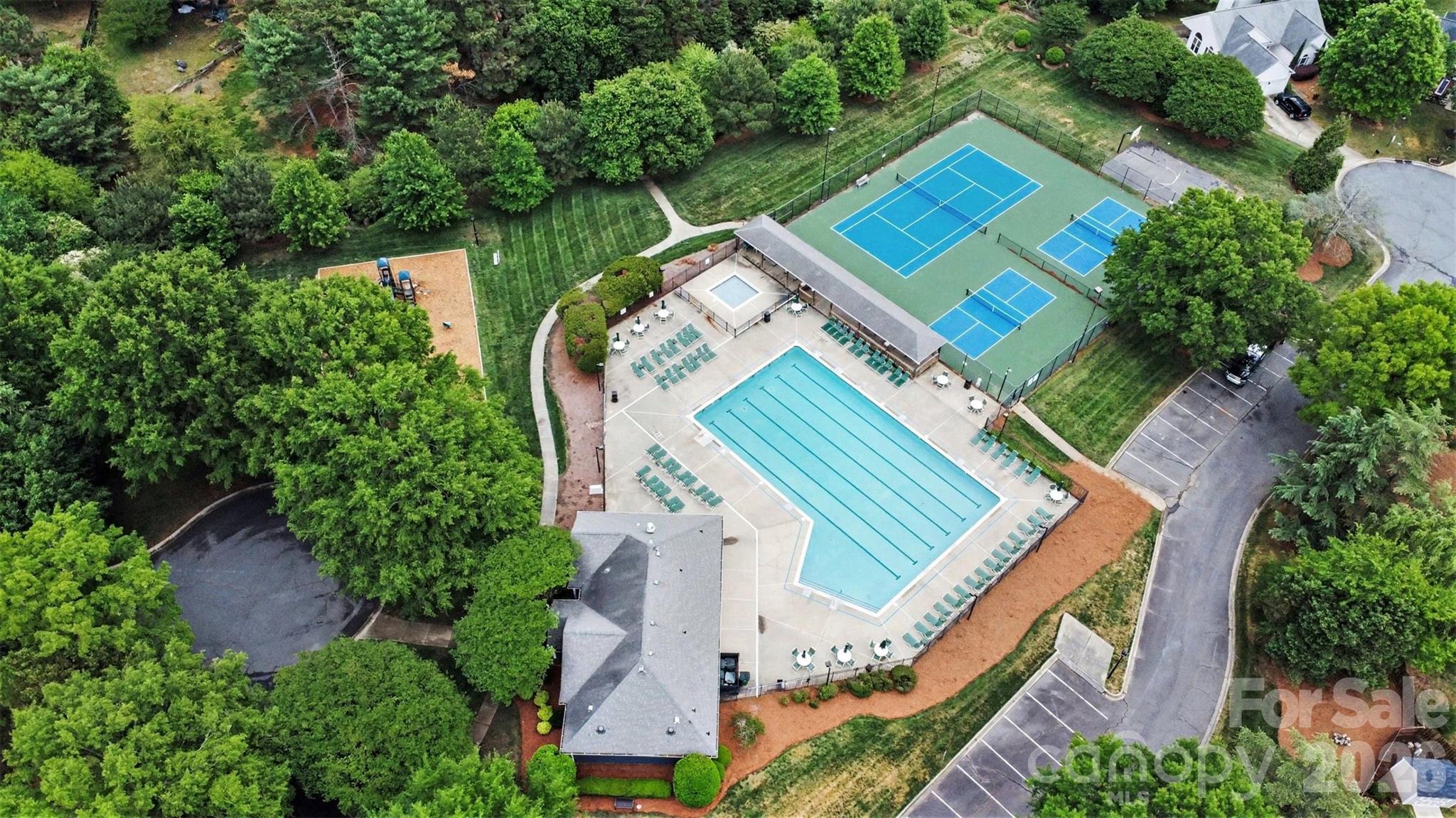 8910 Castlebay Drive — Charlotte
