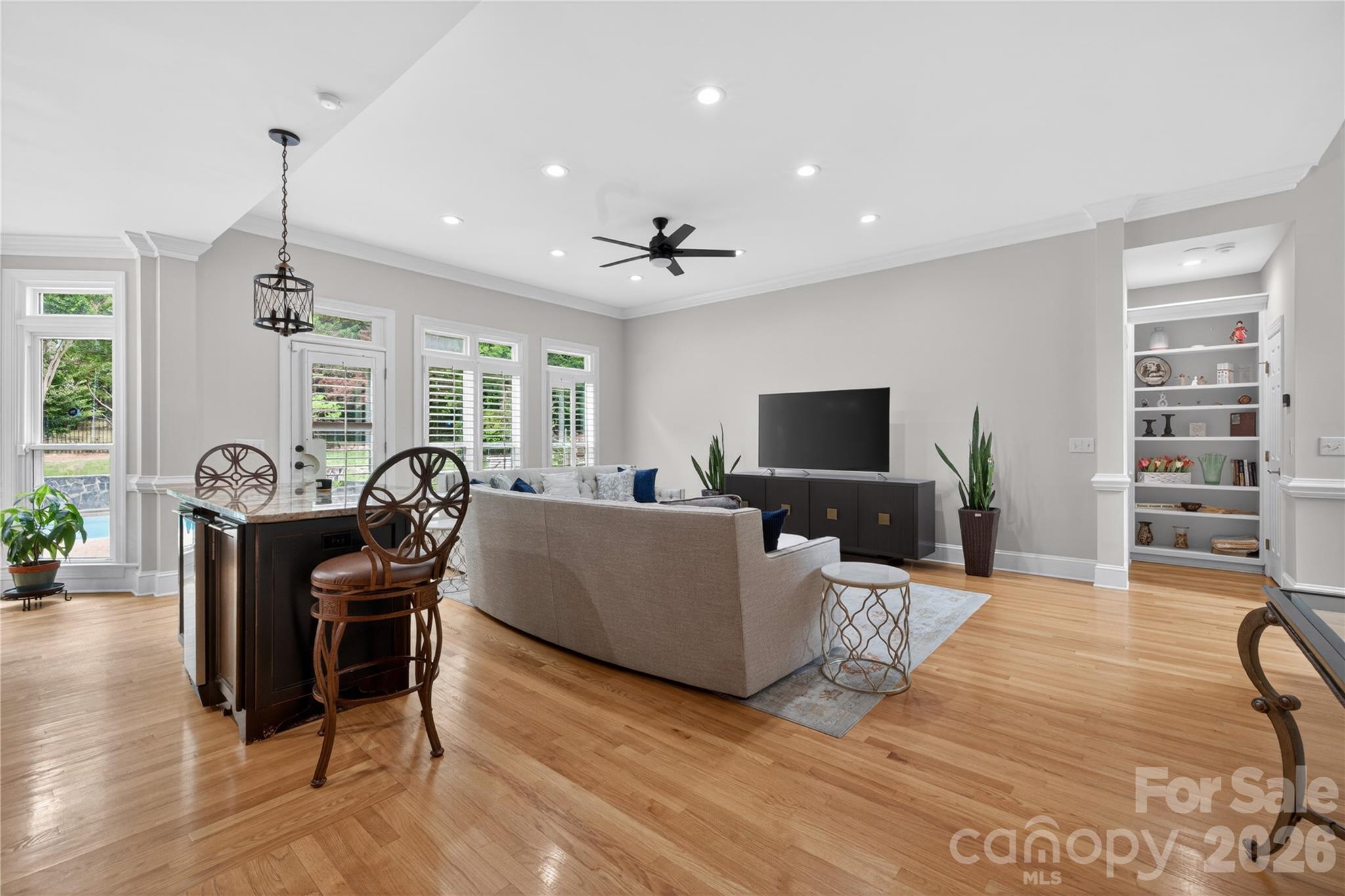 3100 Lakewood Edge Drive — Charlotte
