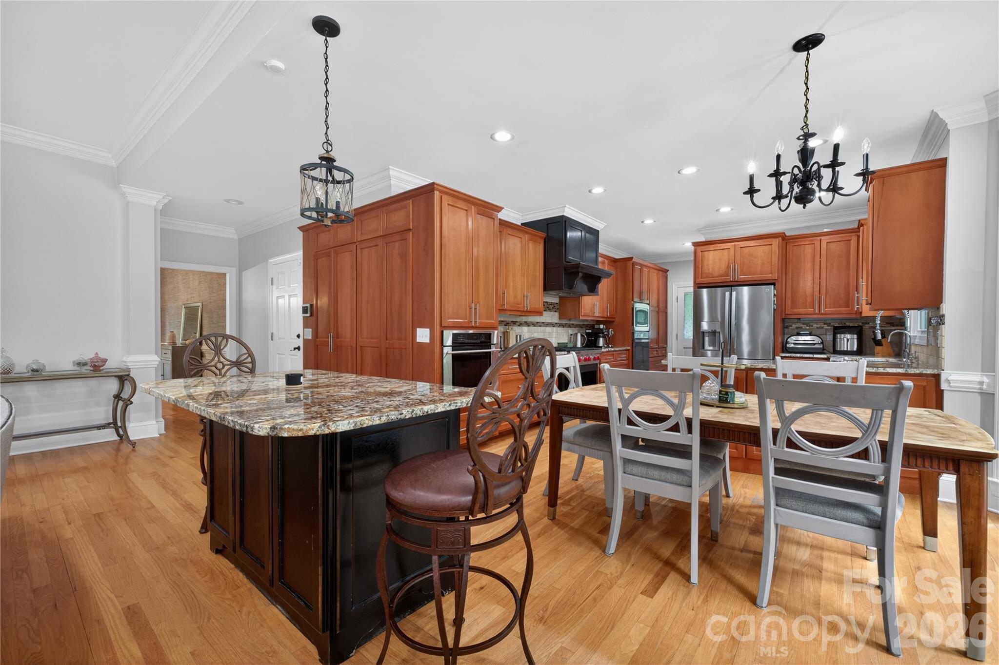 3100 Lakewood Edge Drive — Charlotte