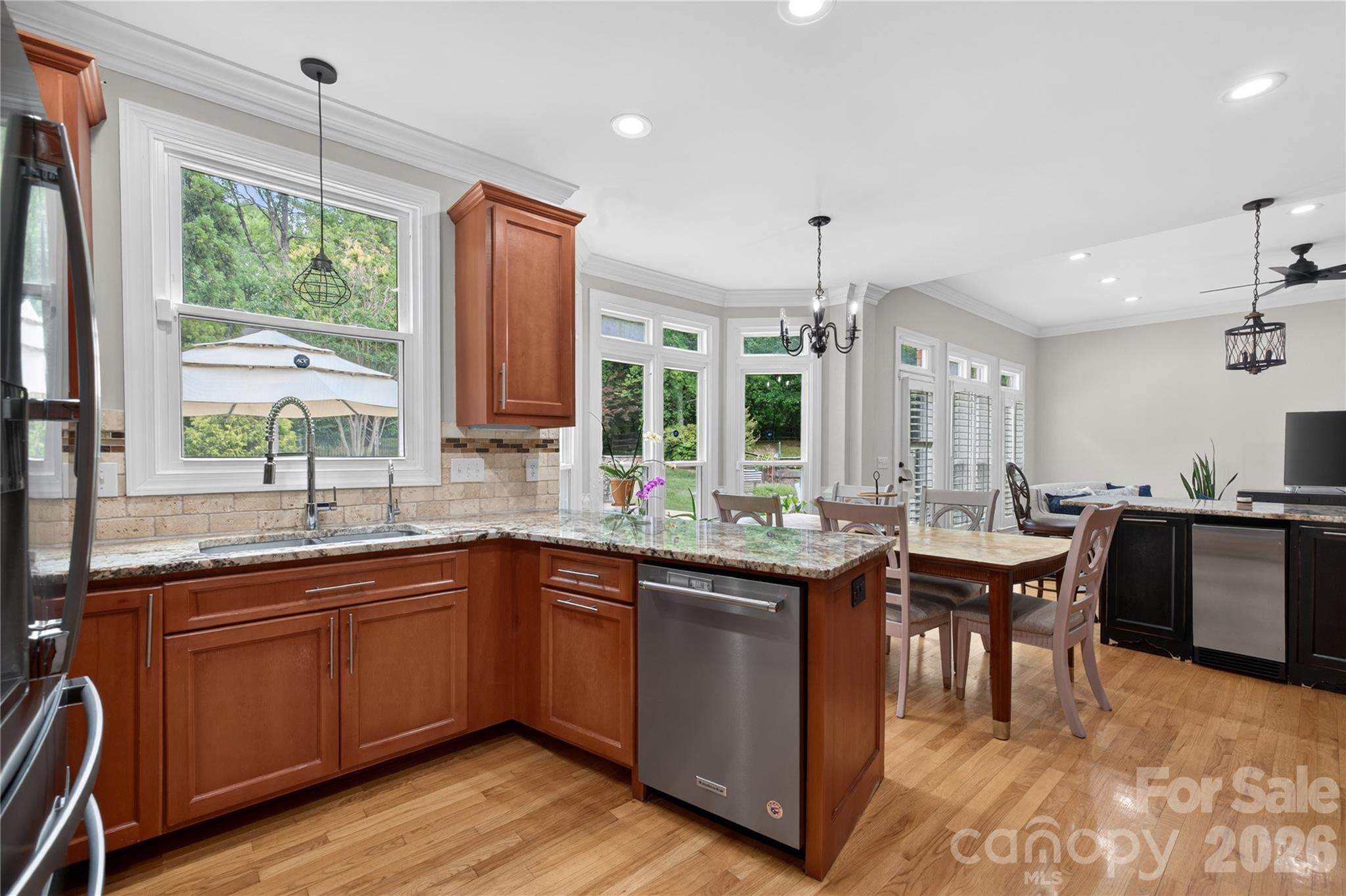 3100 Lakewood Edge Drive — Charlotte