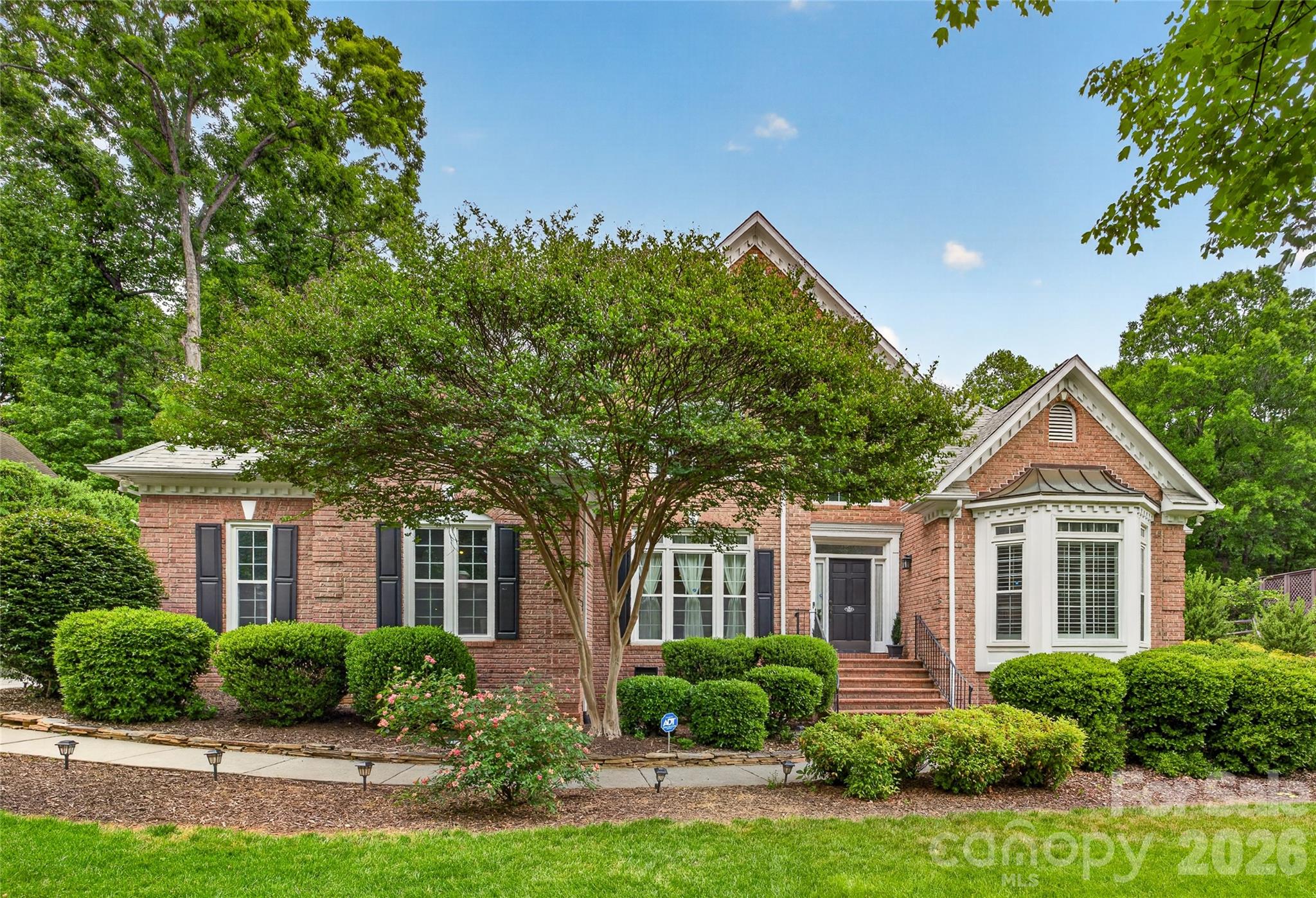 3100 Lakewood Edge Drive — Charlotte