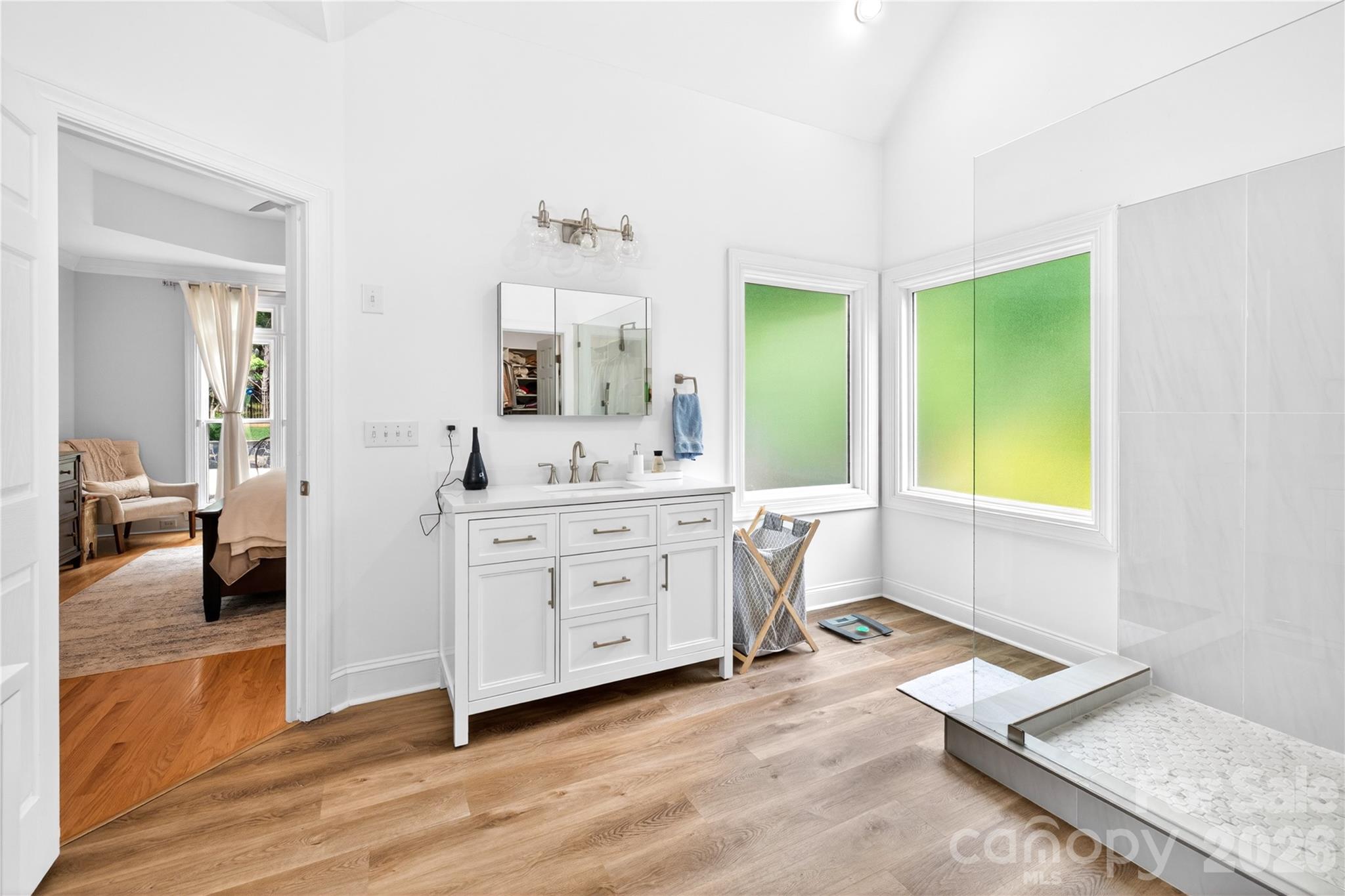 3100 Lakewood Edge Drive — Charlotte