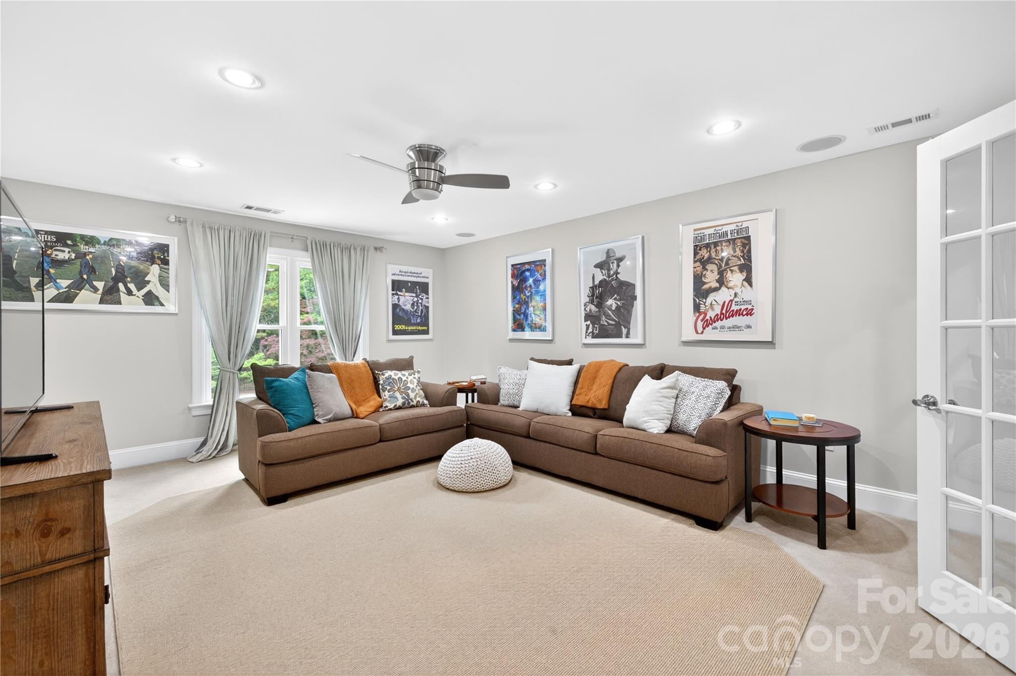 3100 Lakewood Edge Drive — Charlotte