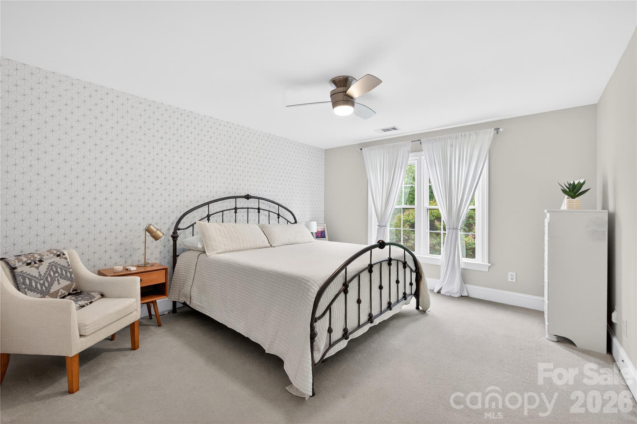 3100 Lakewood Edge Drive — Charlotte