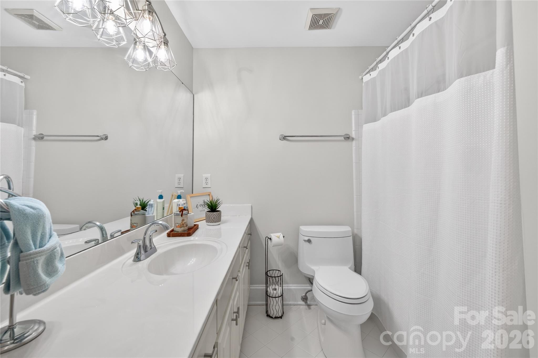 3100 Lakewood Edge Drive — Charlotte