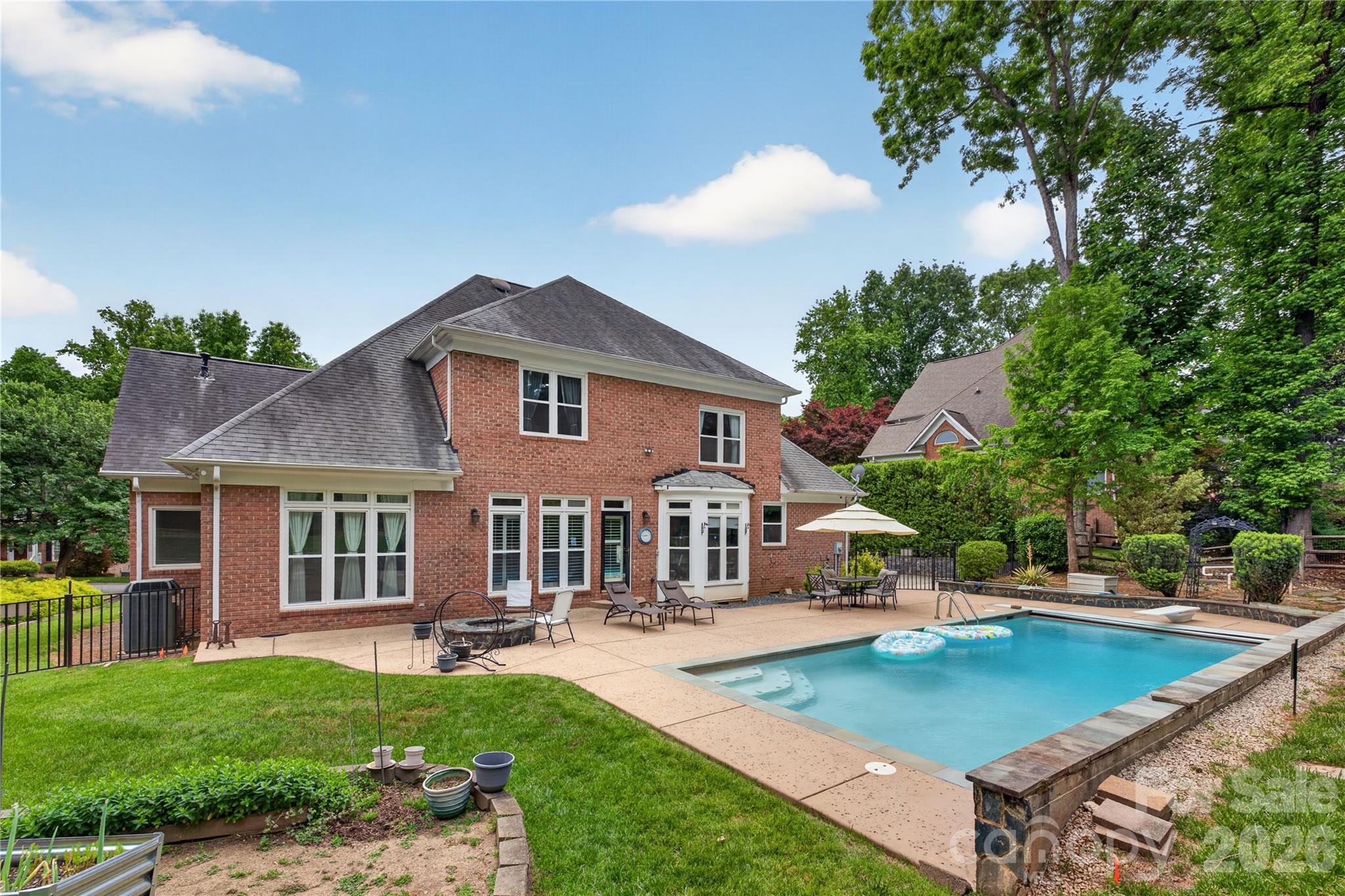 3100 Lakewood Edge Drive — Charlotte