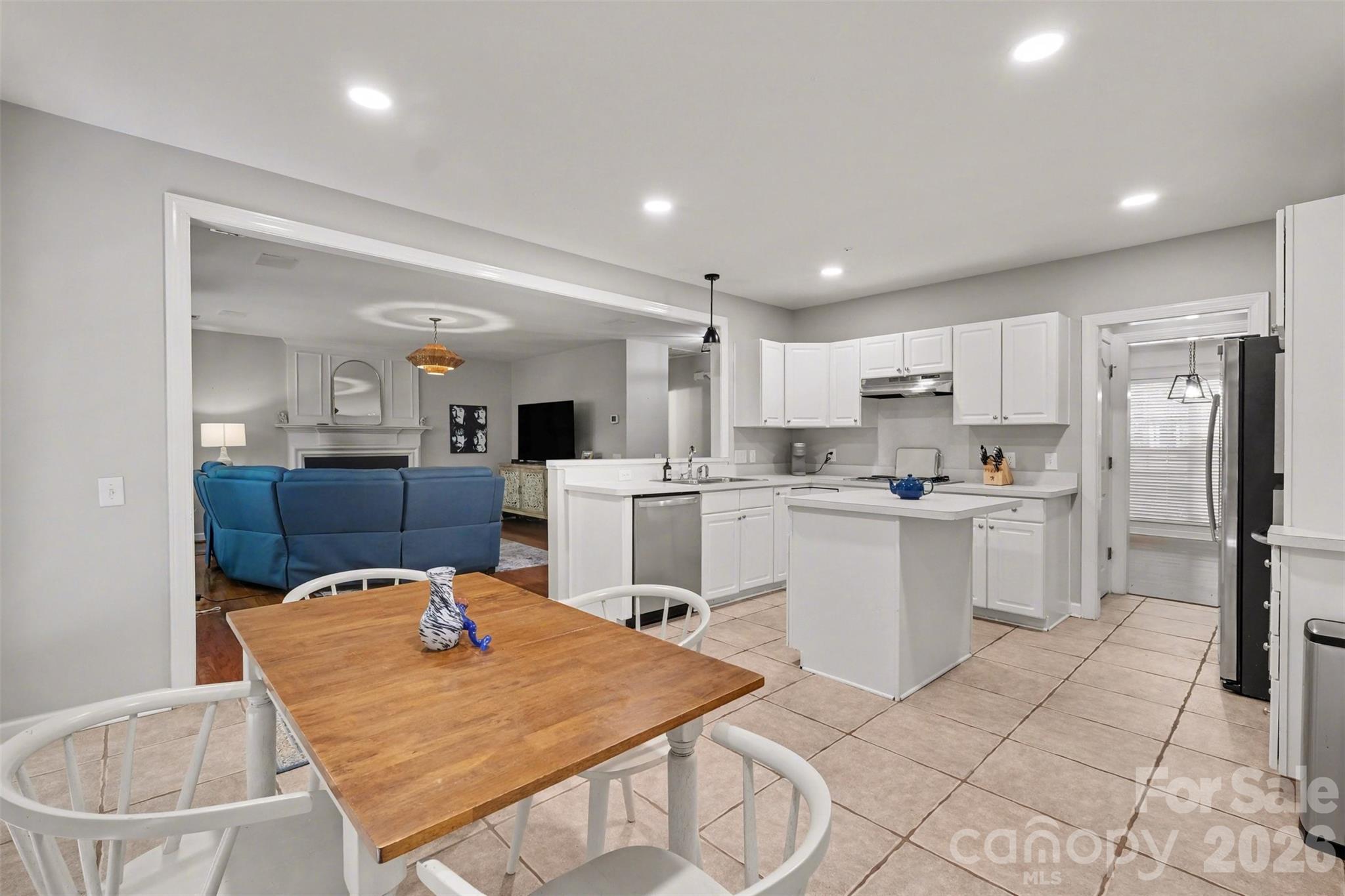 15817 Prestwoods Lane — Huntersville