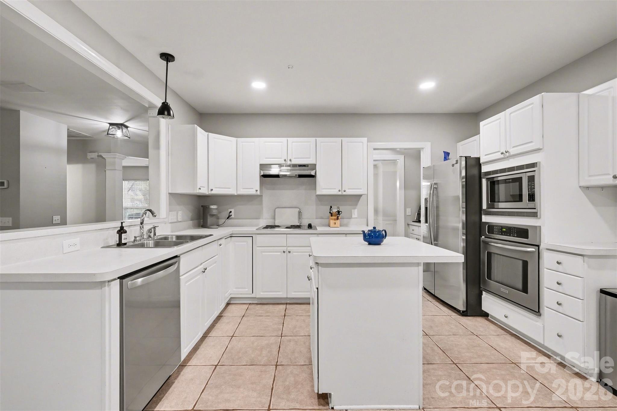 15817 Prestwoods Lane — Huntersville