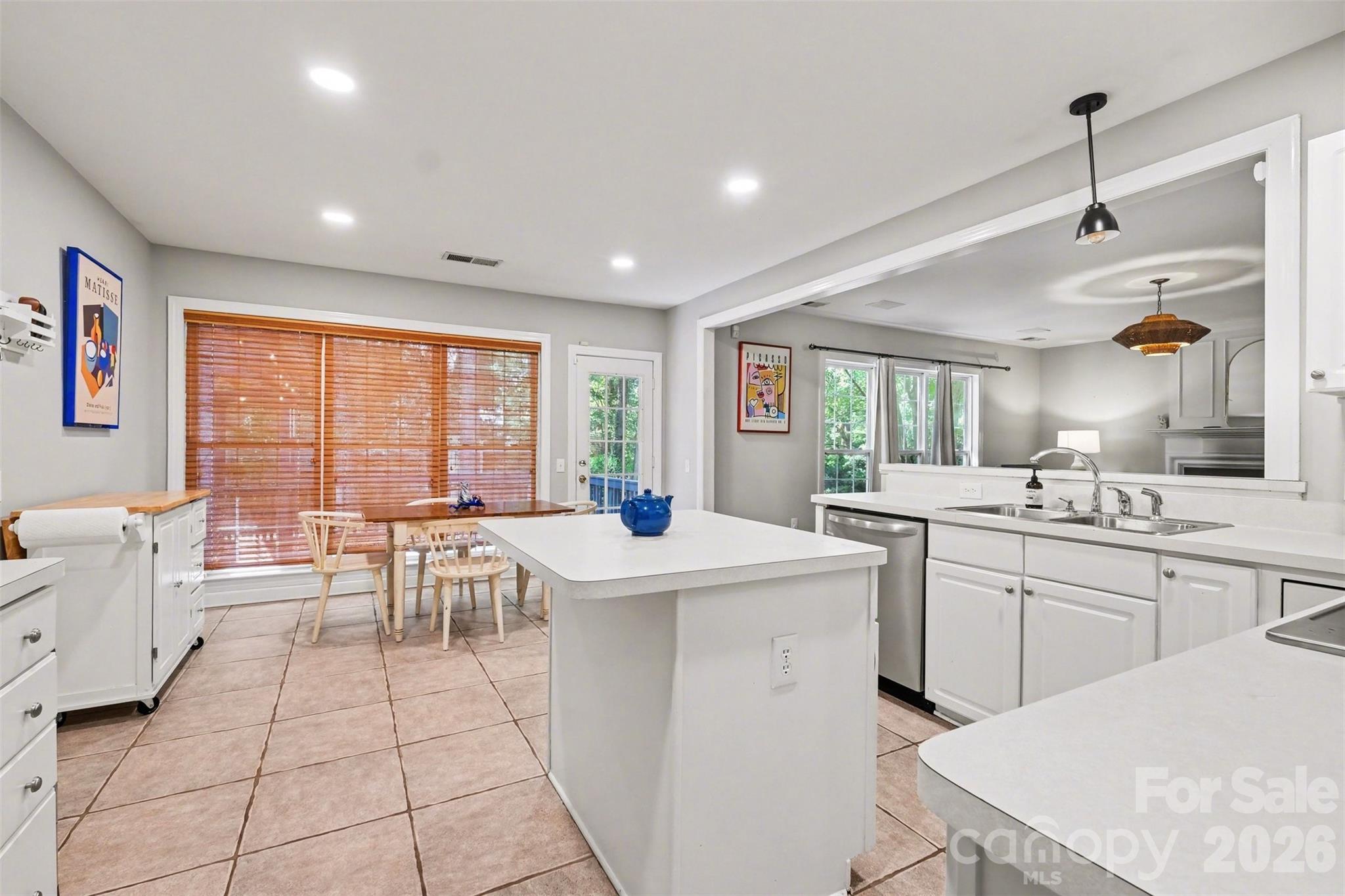 15817 Prestwoods Lane — Huntersville