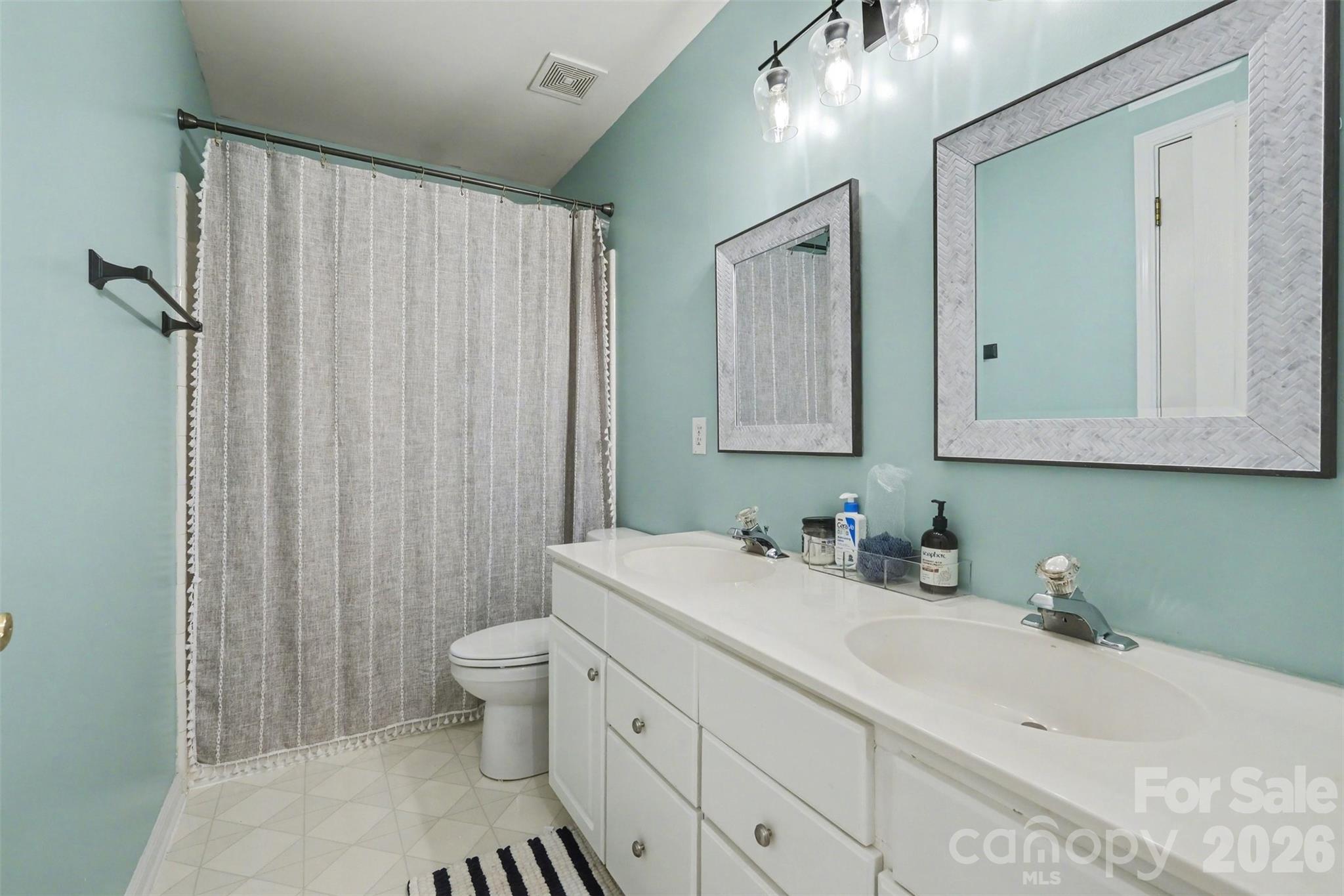 15817 Prestwoods Lane — Huntersville